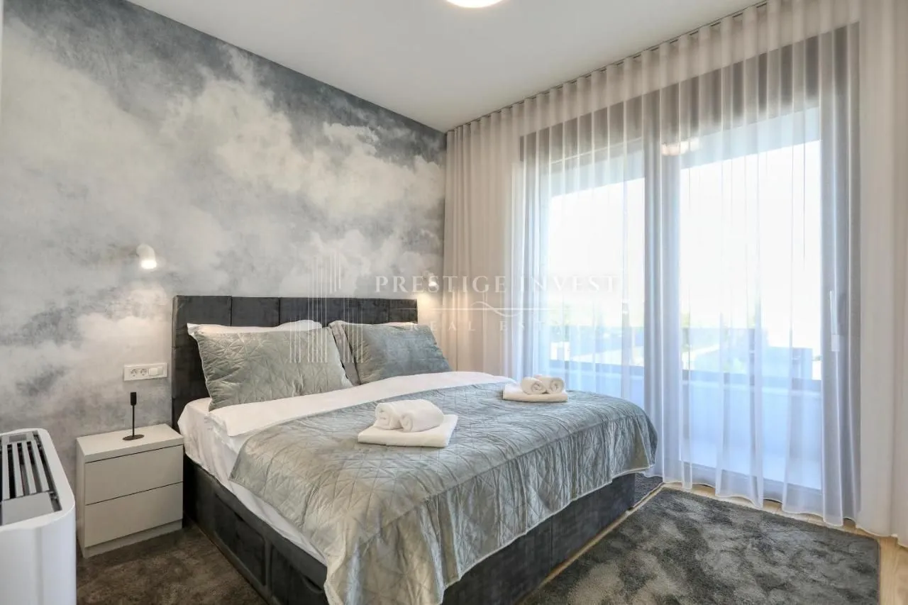 zadar-zaton- vila s bazenom u blizini mora - slika 35