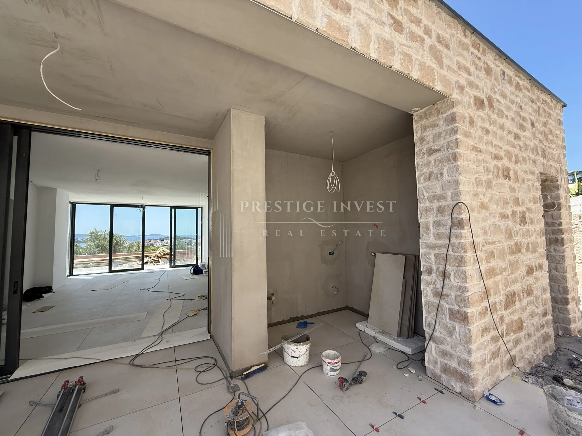 vodice- eksluzivna vila s panormaskim pogledom za otoke - slika 15