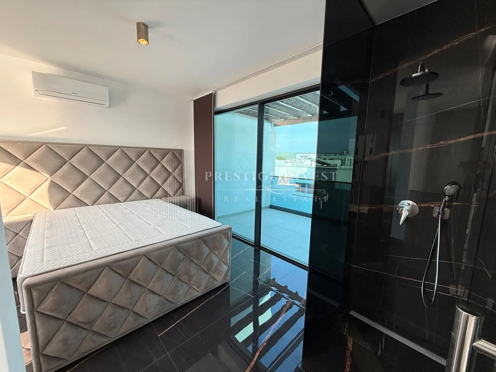 sukošan- luksuzan penthouse prvi red uz more - slika 63