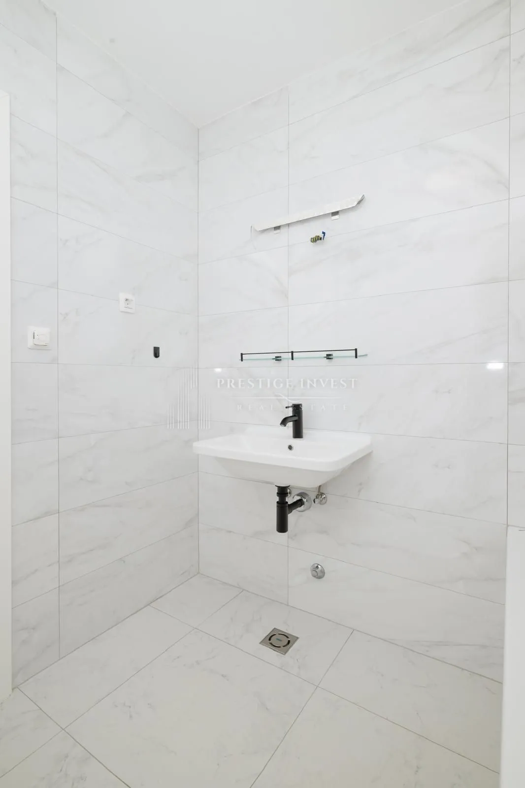 zadar-namješten trosoban penthouse s garažom - slika 34