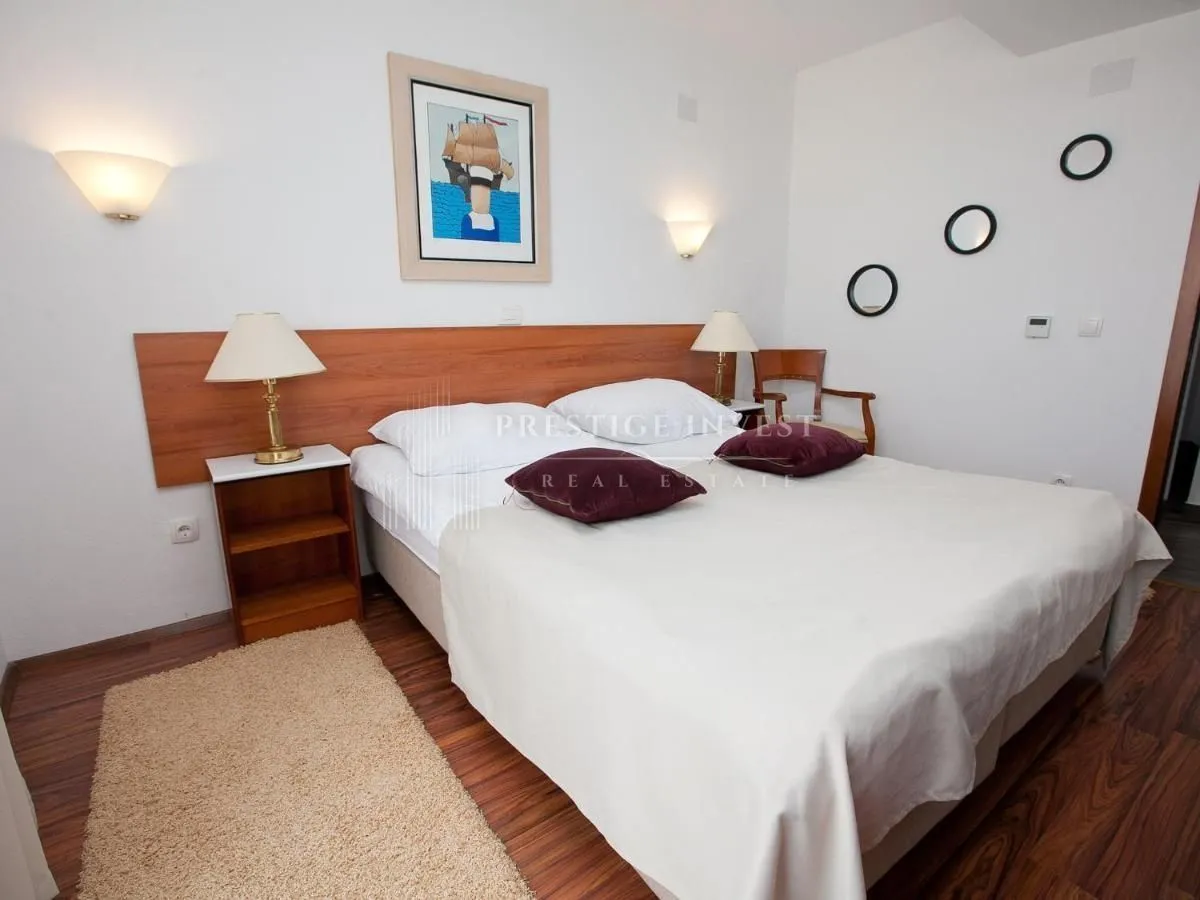 hotel s 30 soba u blizini mora u centru zadra - slika 21