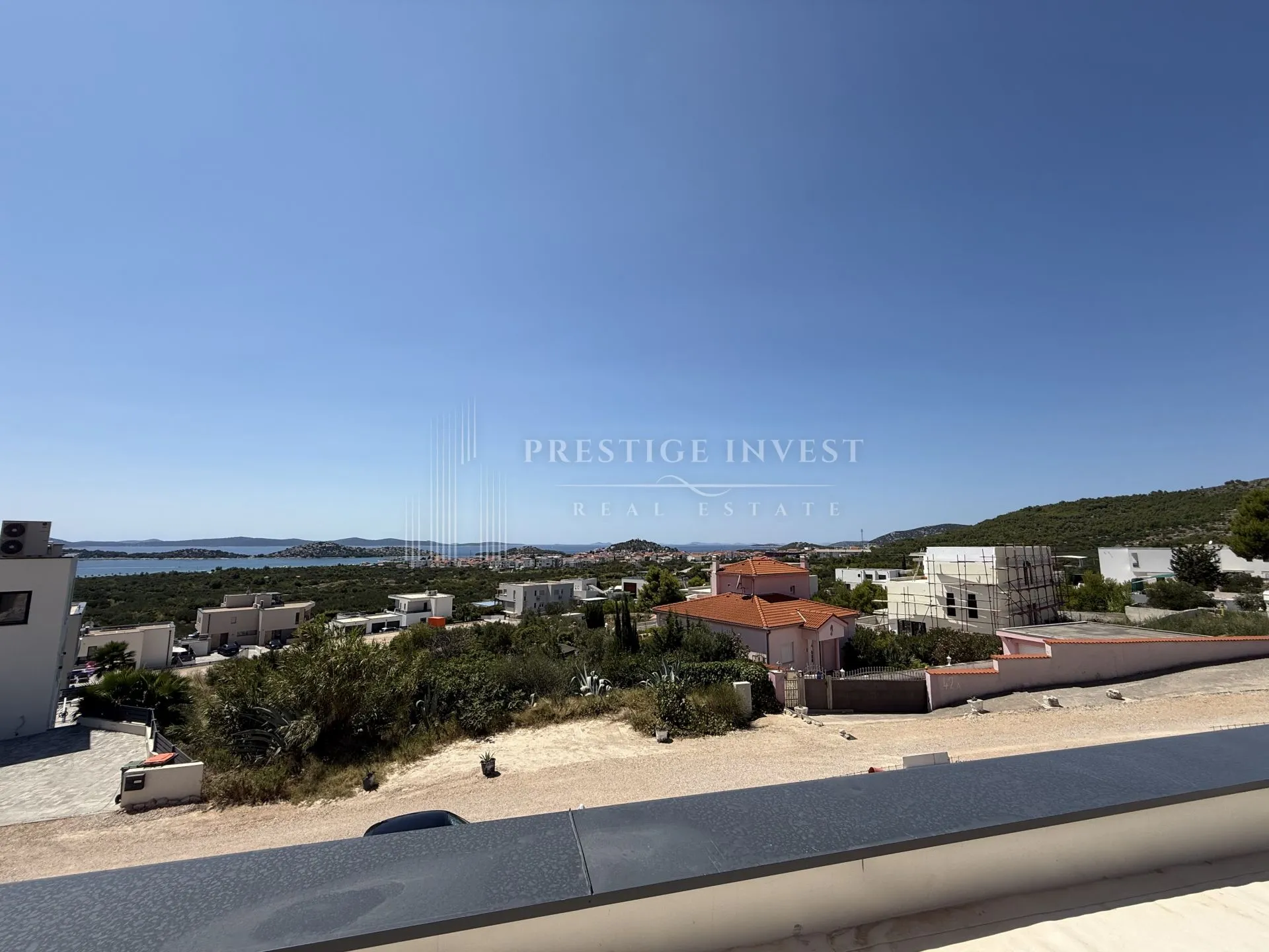 vodice- eksluzivna vila s panormaskim pogledom za otoke - slika 14