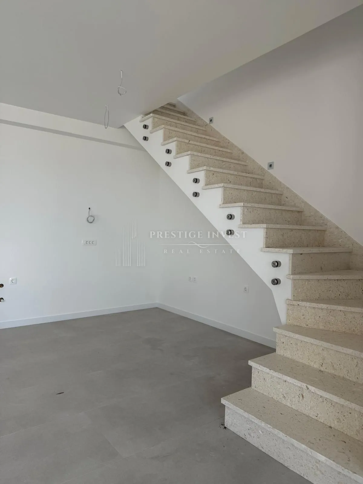 zadar- penthouse s krovnom terasom- s7 - slika 11