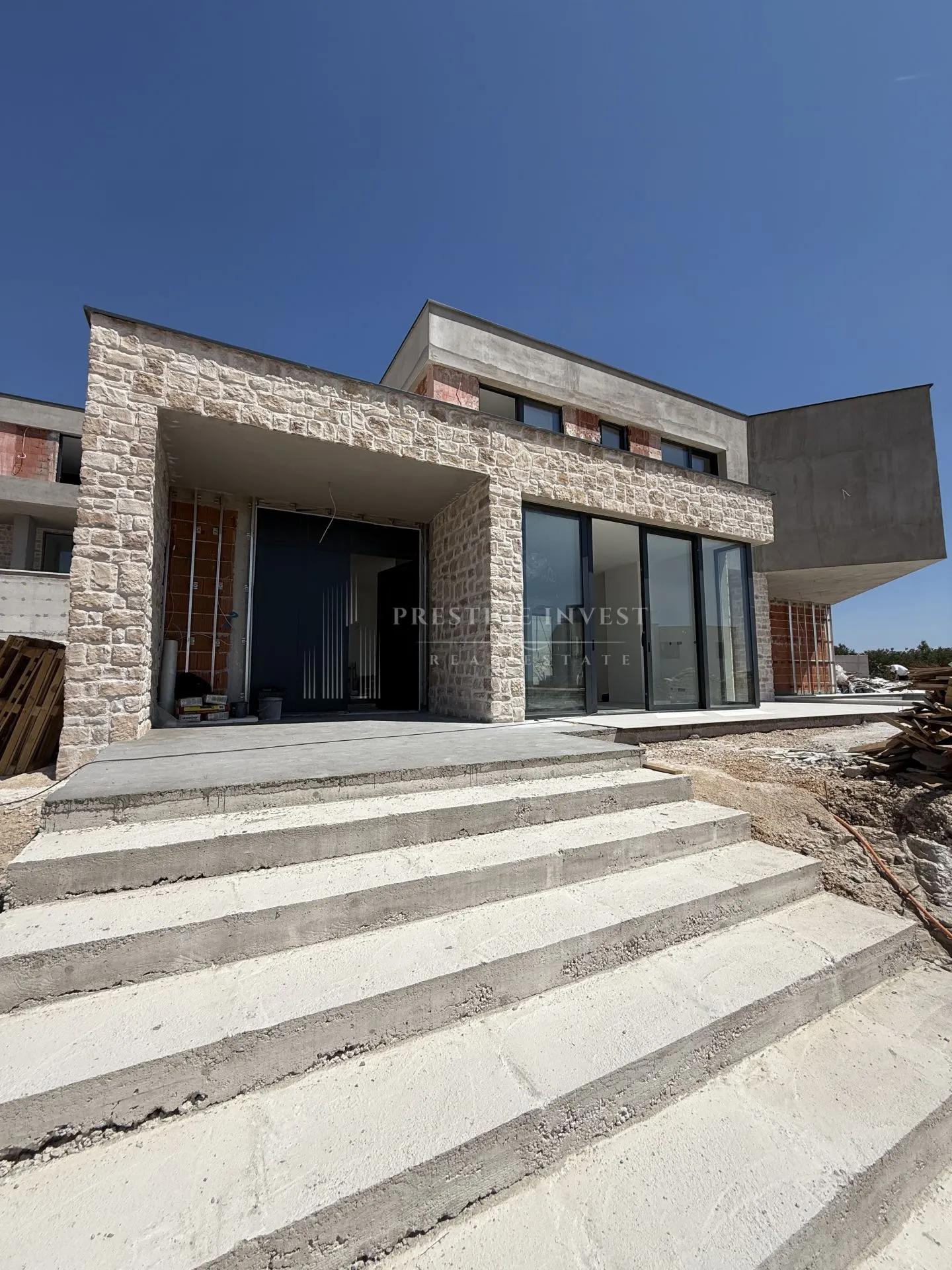 vodice- eksluzivna vila s panormaskim pogledom za otoke - slika 3