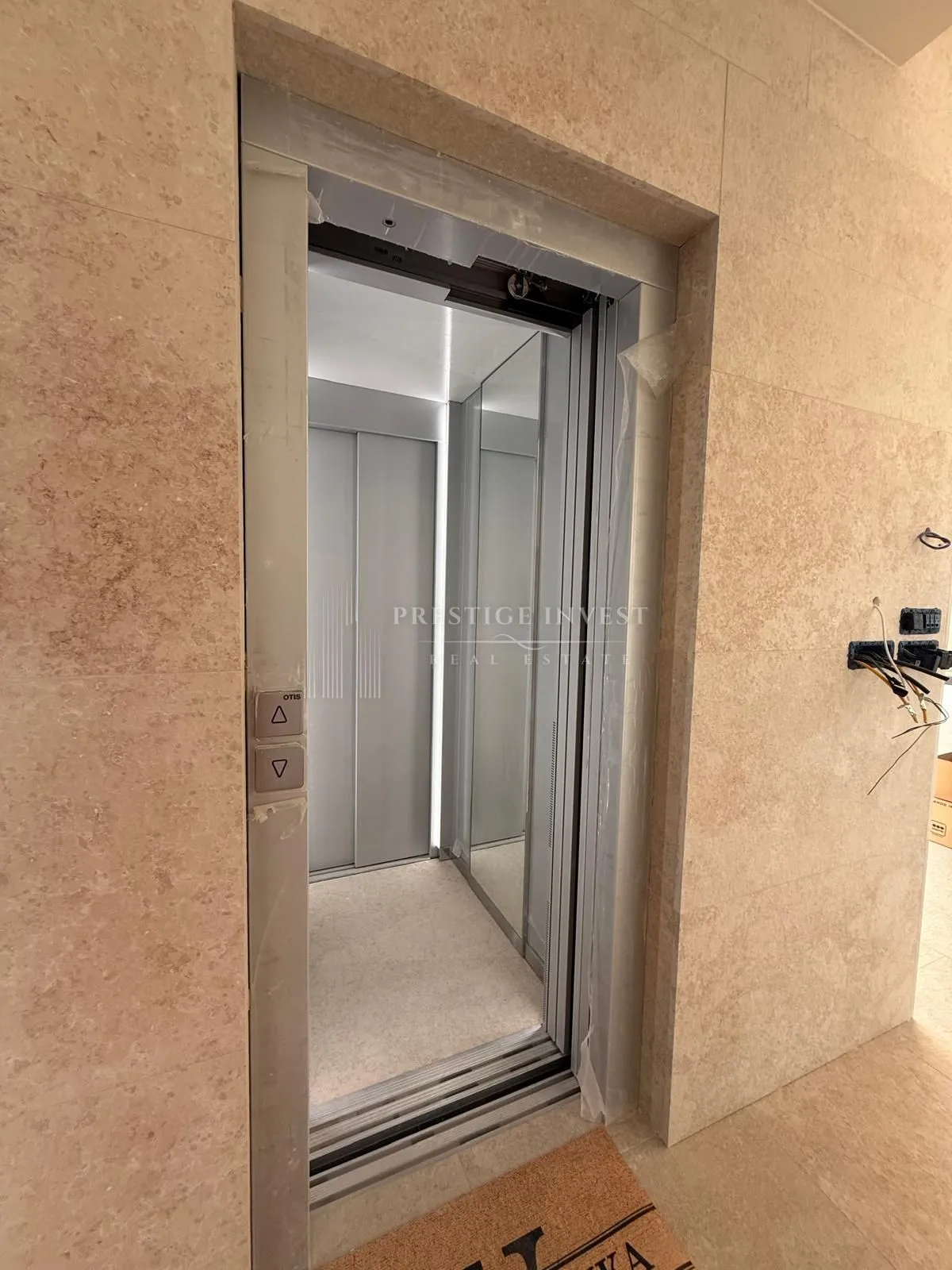 rogoznica - luxuzna vila- prvi red uz more - slika 39