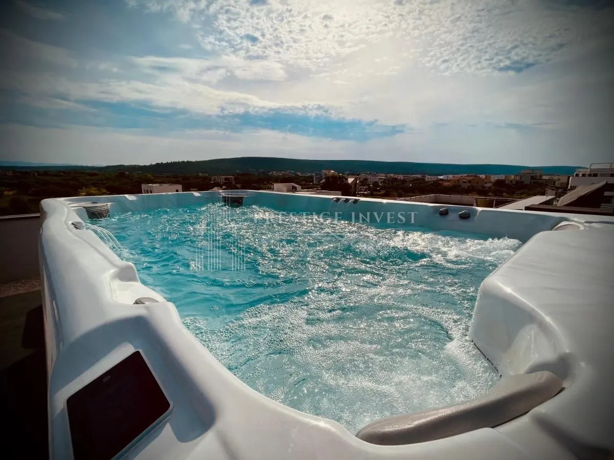 ekskluzivan penthouse- drugi red od plaže - slika 6