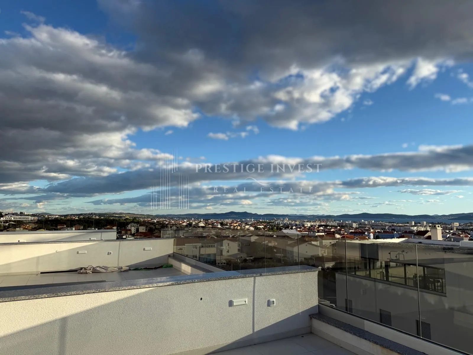 zadar- penthouse s galerijom i krovnom terasom - slika 5