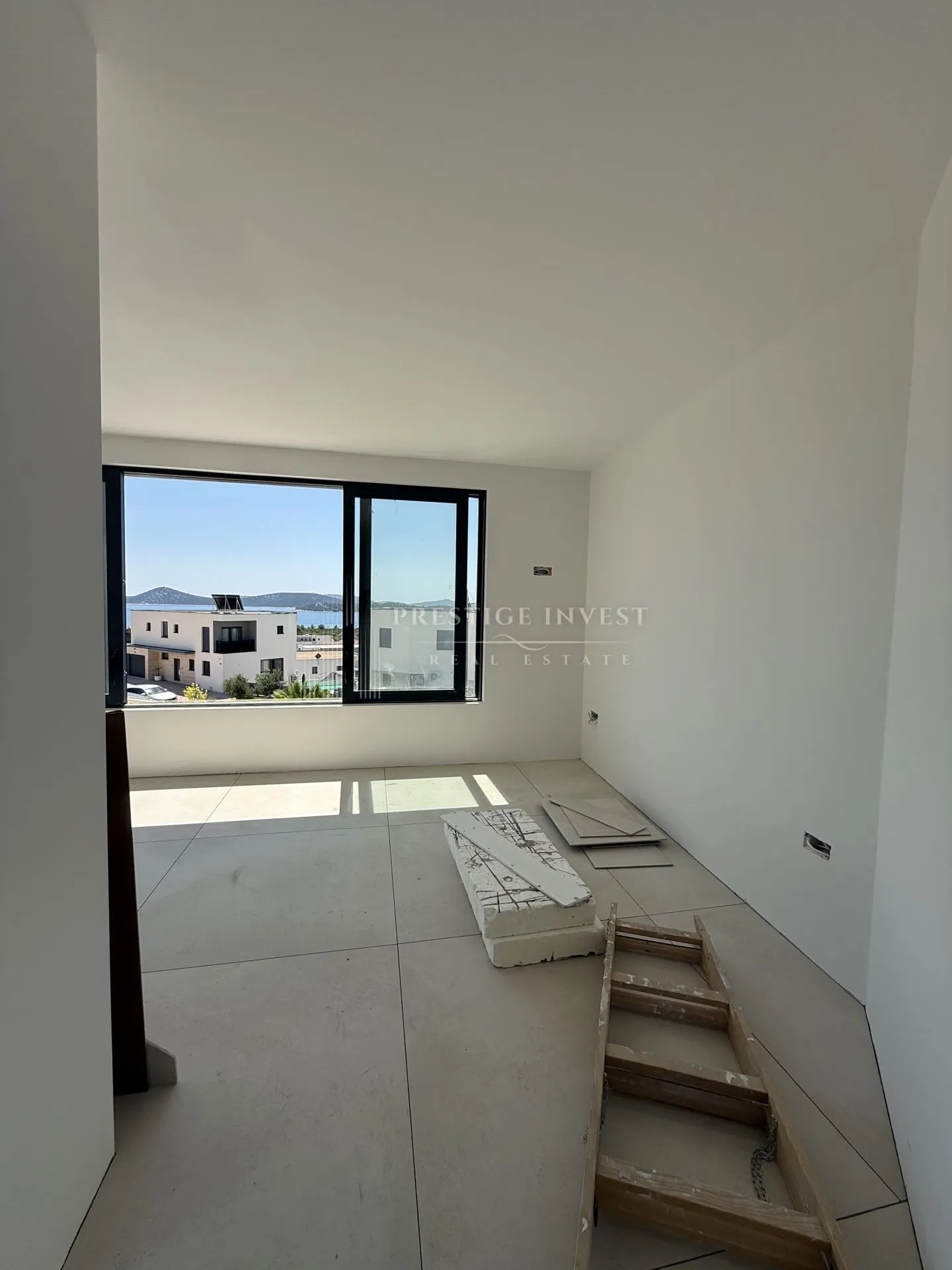 vodice- eksluzivna vila s panormaskim pogledom za otoke - slika 48