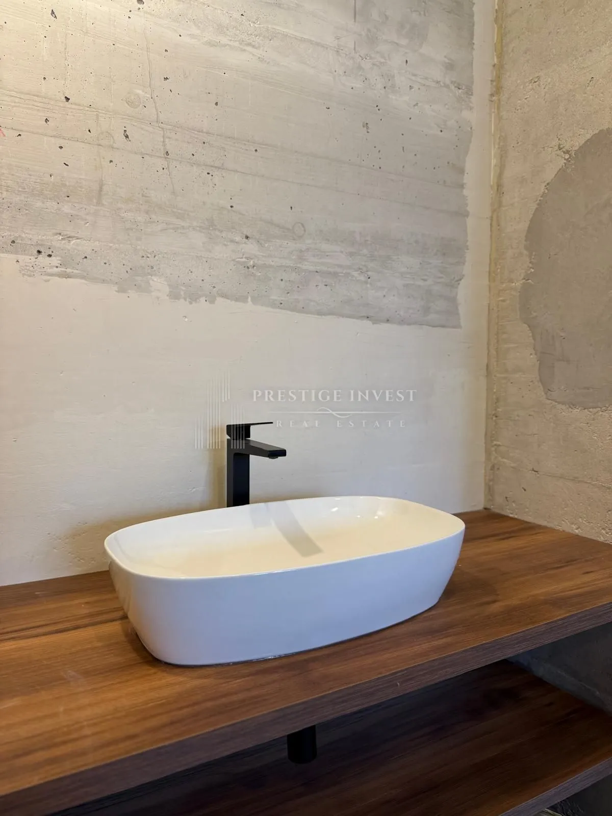 luksuzna prizemnica s 2550m2 okućnice i bazenom - slika 23