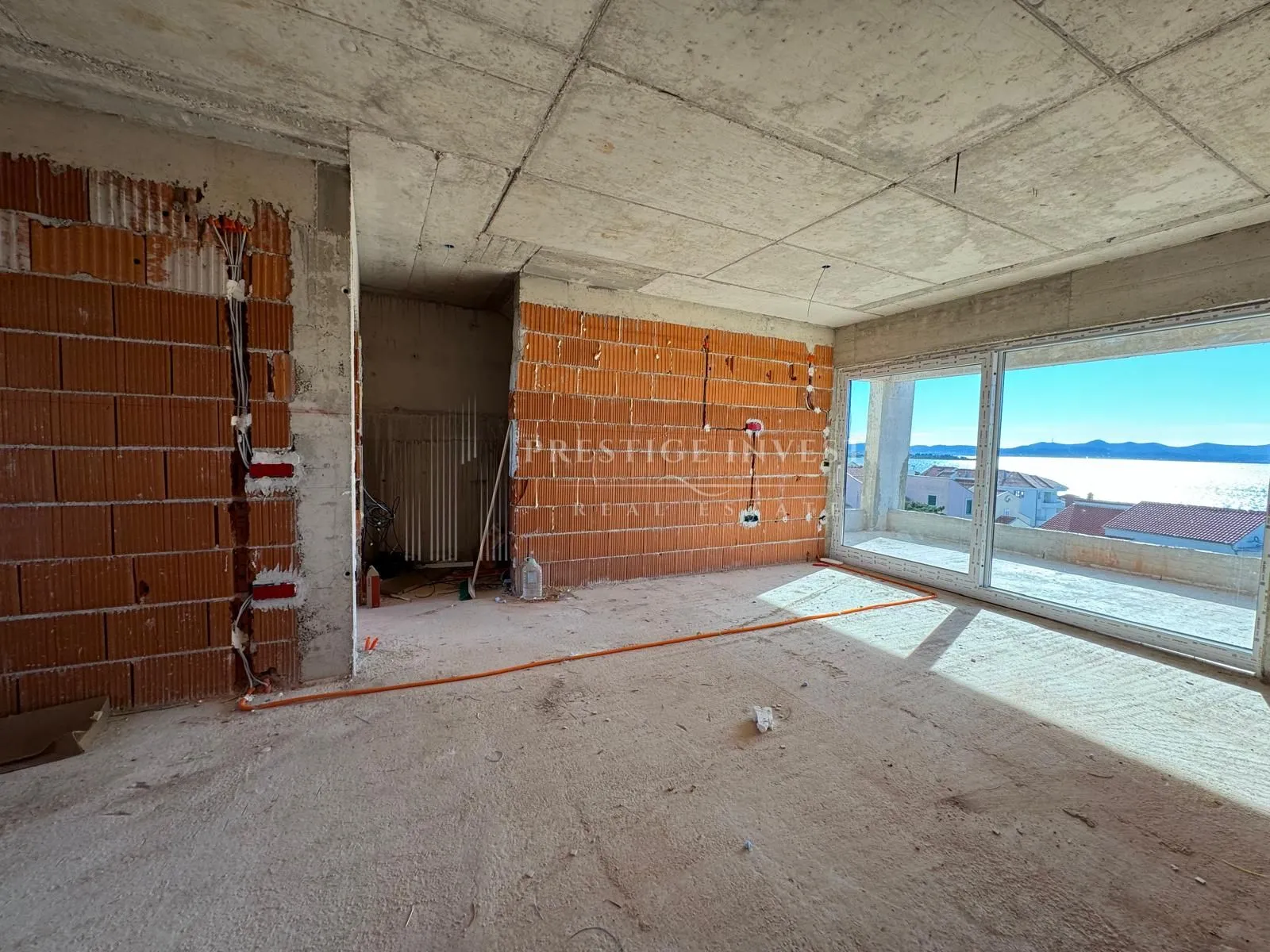 diklo- penthouse s6 s krovnom terasom i pogledom na more - slika 3