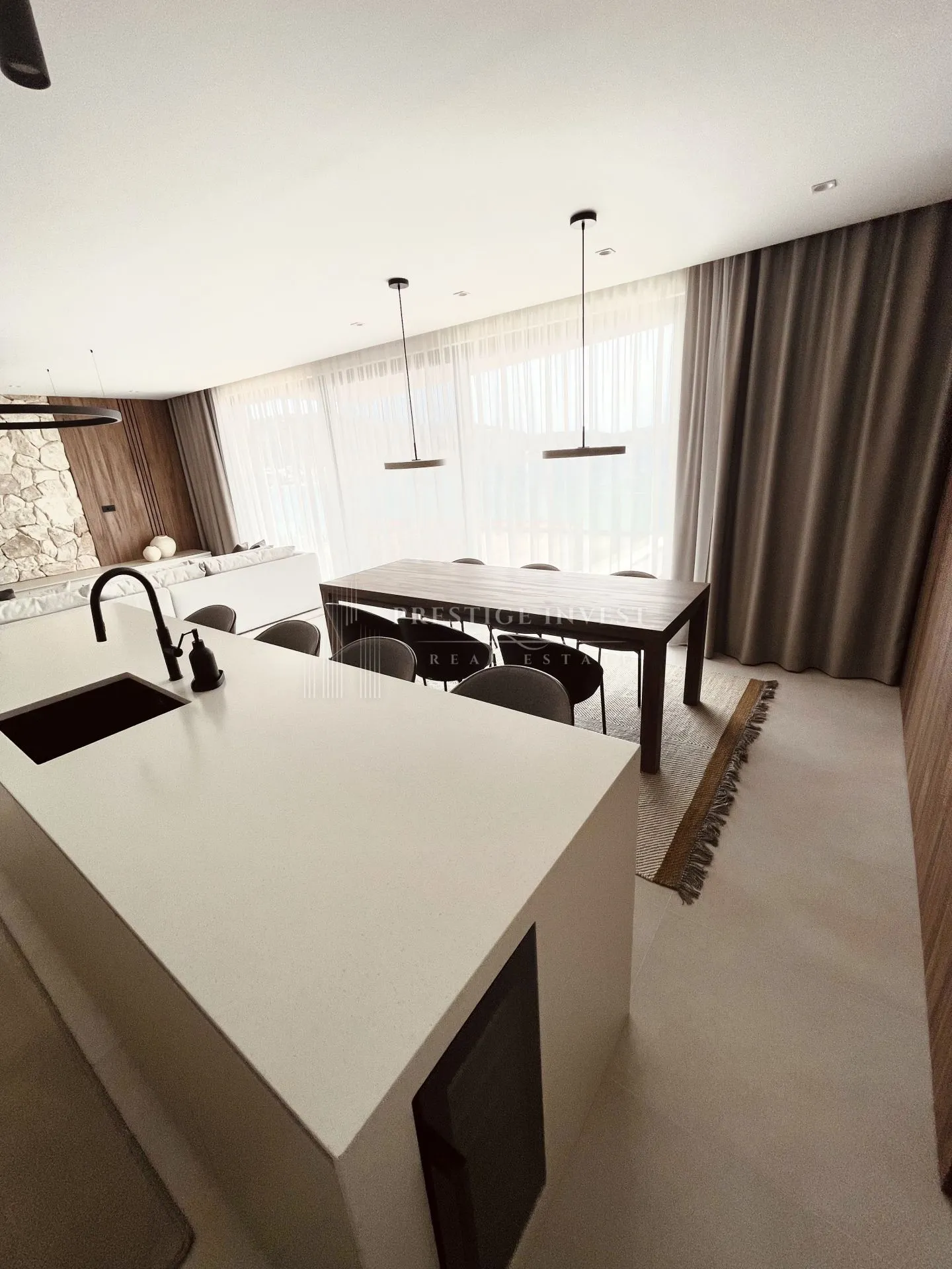 rogoznica- centar- luksuzan namješten penthouse - slika 79