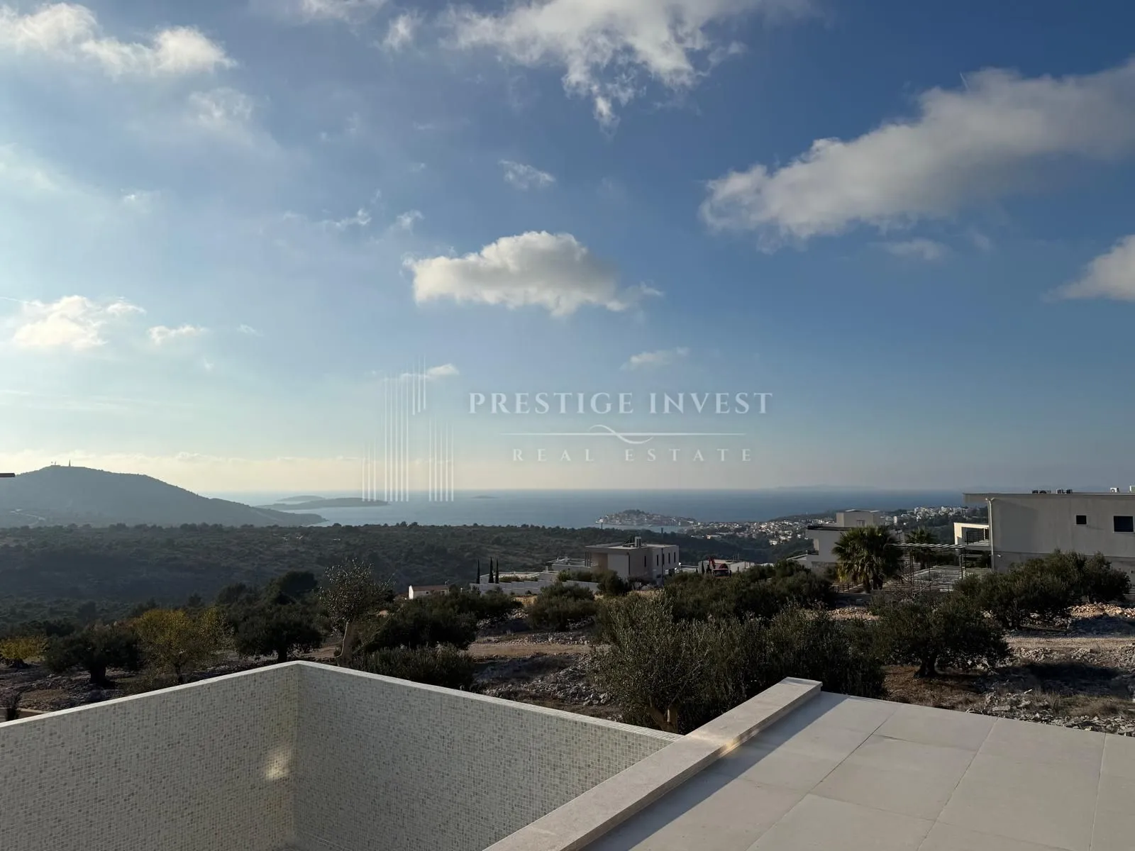 primošten- vila s bazenom i panoramskim pogledom - slika 43
