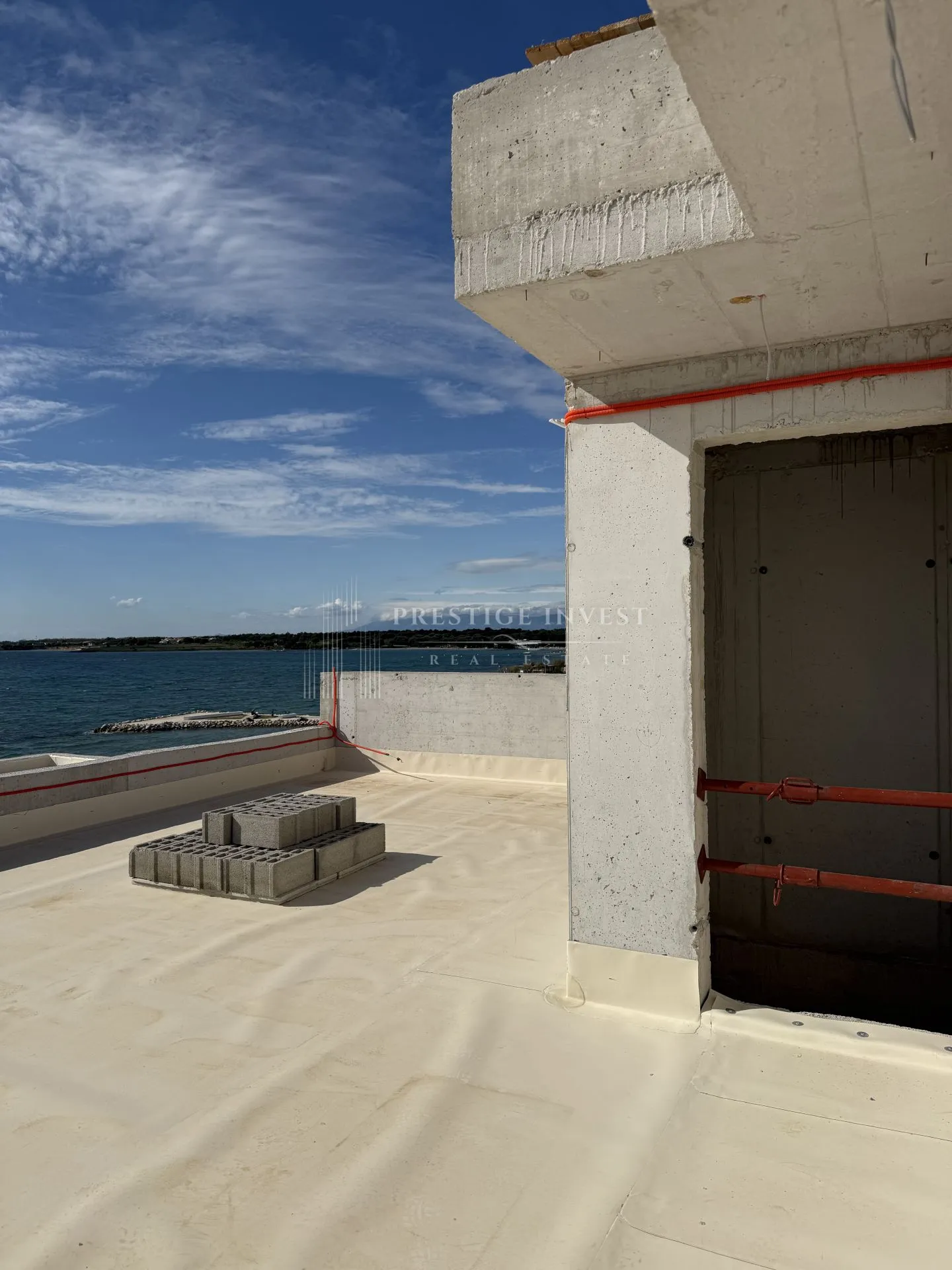penthouse- prvi red uz more- privatni lift- 343m2 - slika 28