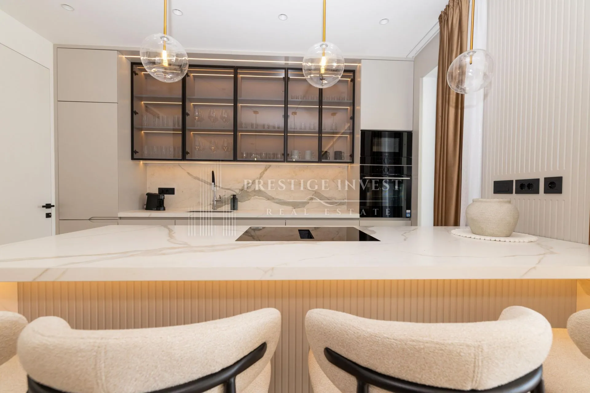 zadar- luksuzan penthouse s pogledom na more- blizina plaže - slika 20