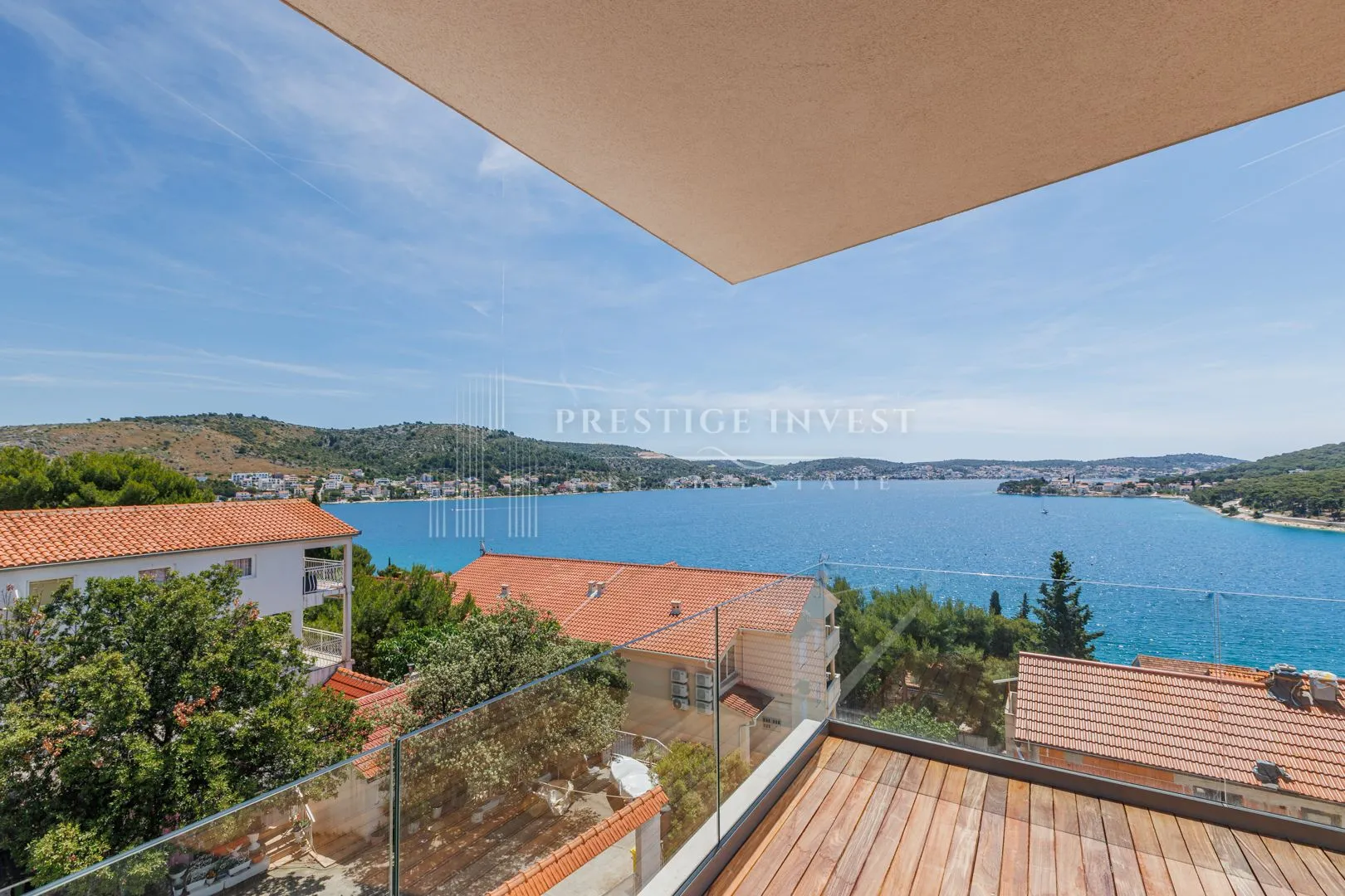 rogoznica- centar- luksuzan namješten penthouse - slika 4