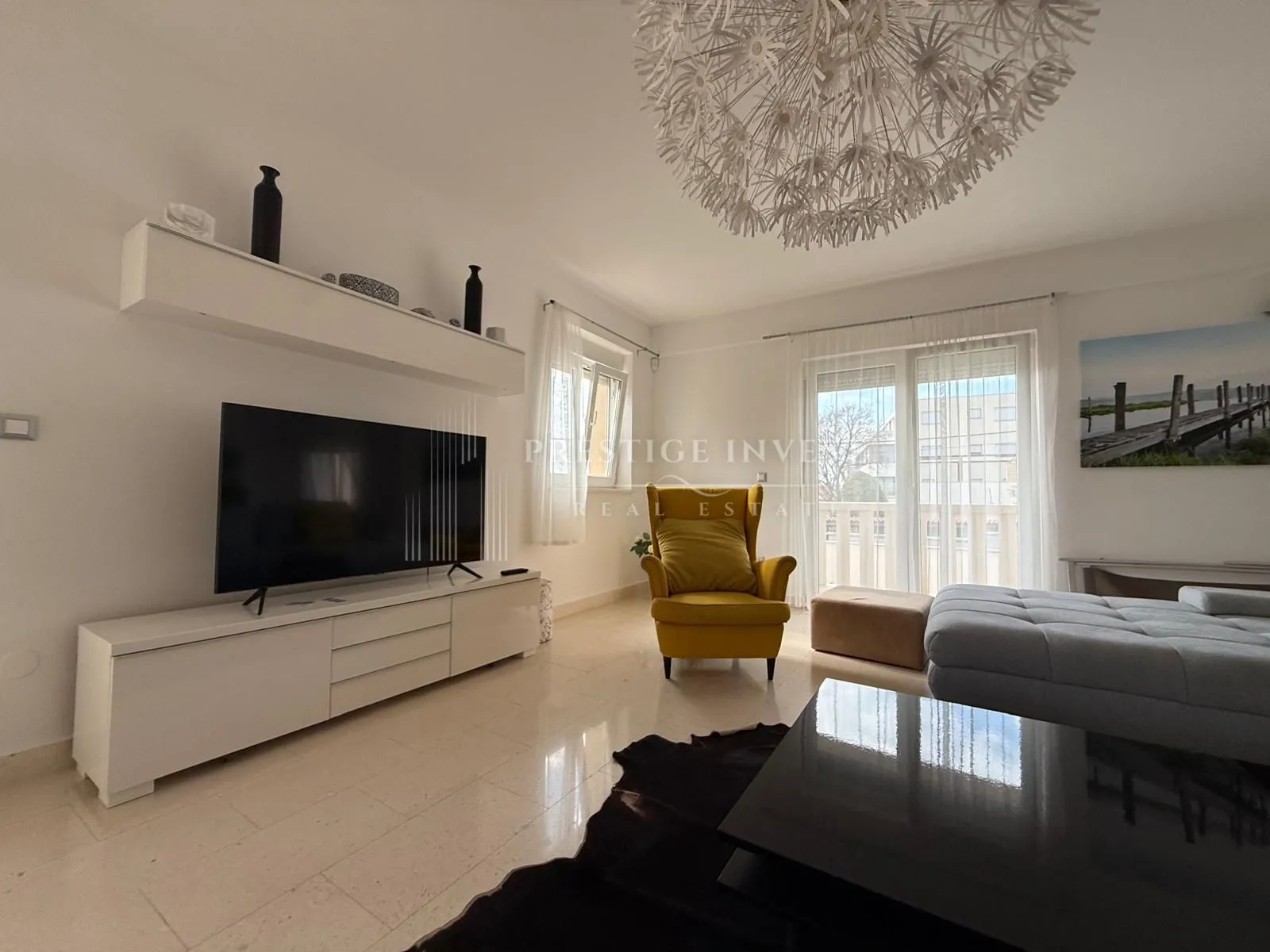 kuća s 3 stana - prvi red uz more - 580m2 - slika 42
