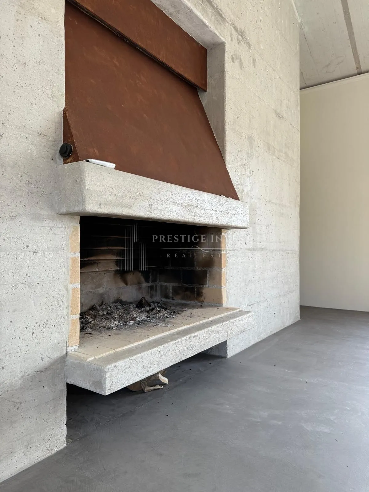 luksuzna prizemnica s 2550m2 okućnice i bazenom - slika 31