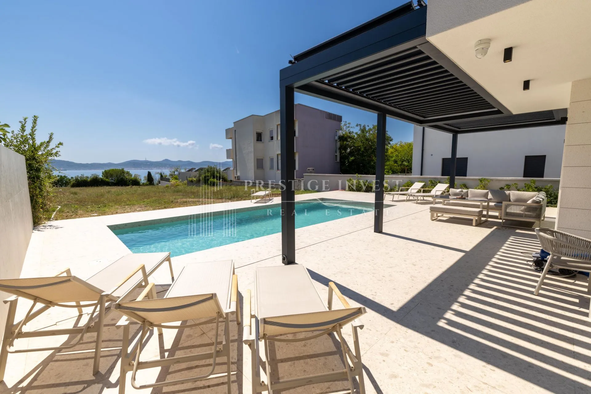 zadar- luksuzan penthouse s pogledom na more- blizina plaže - slika 3
