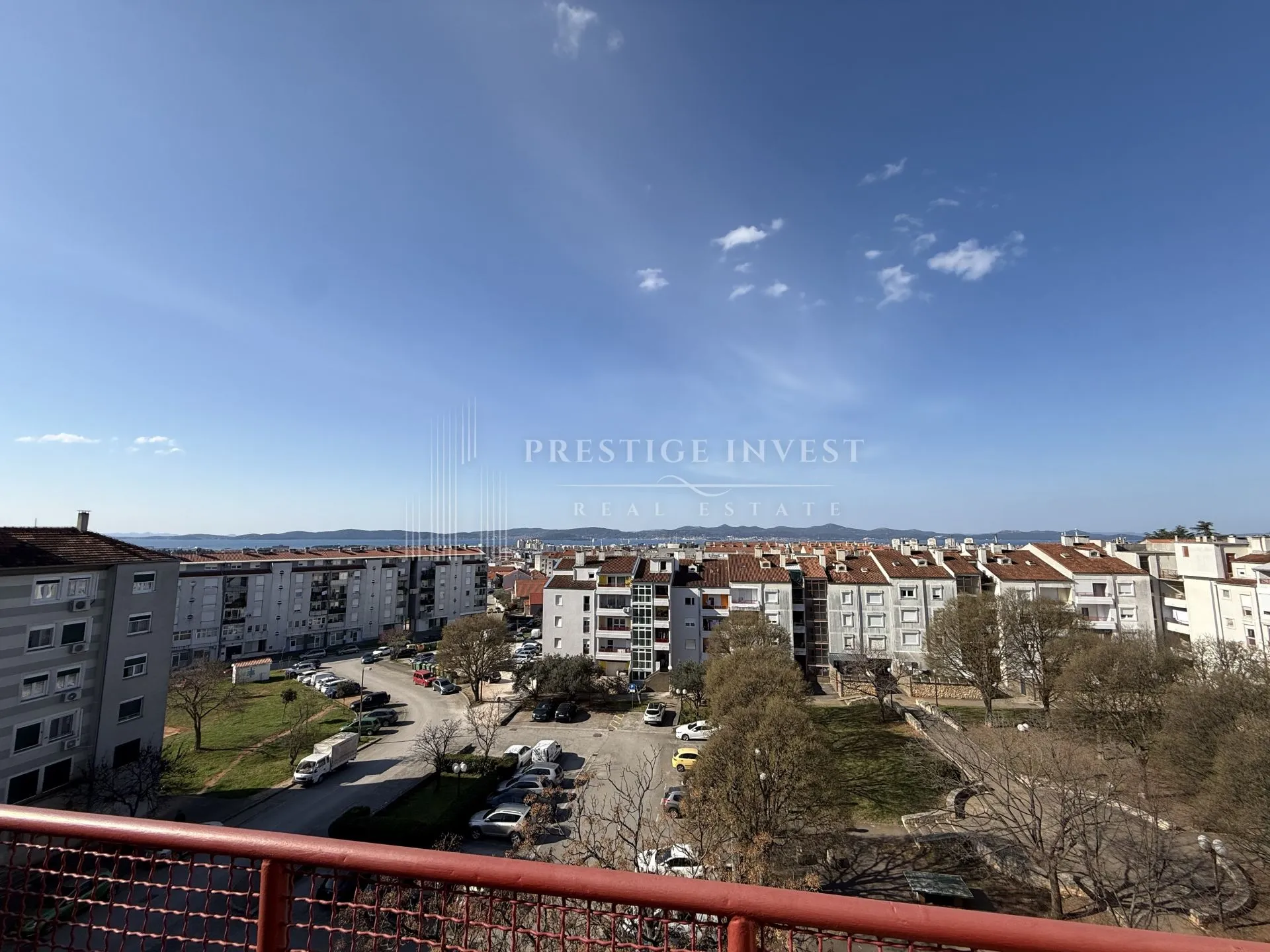 zadar- trosoban stan s garažom- 90m2 - slika 2