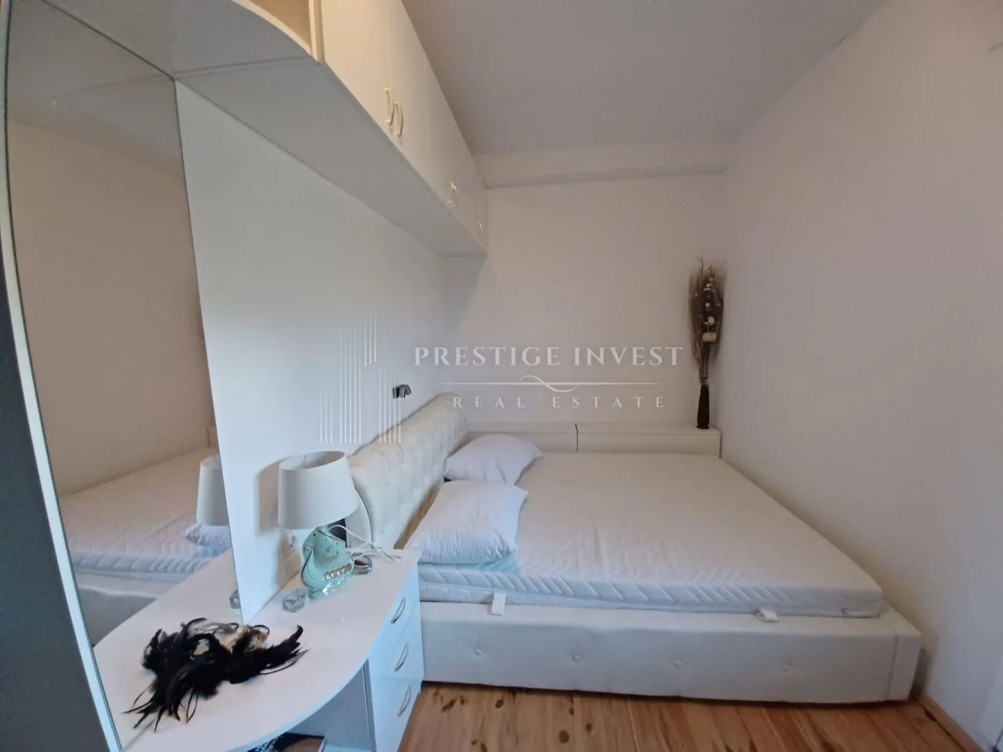 kamena kuća u privatnom kompleksu s građevinskim zemljištem od 10 000m2 - slika 54