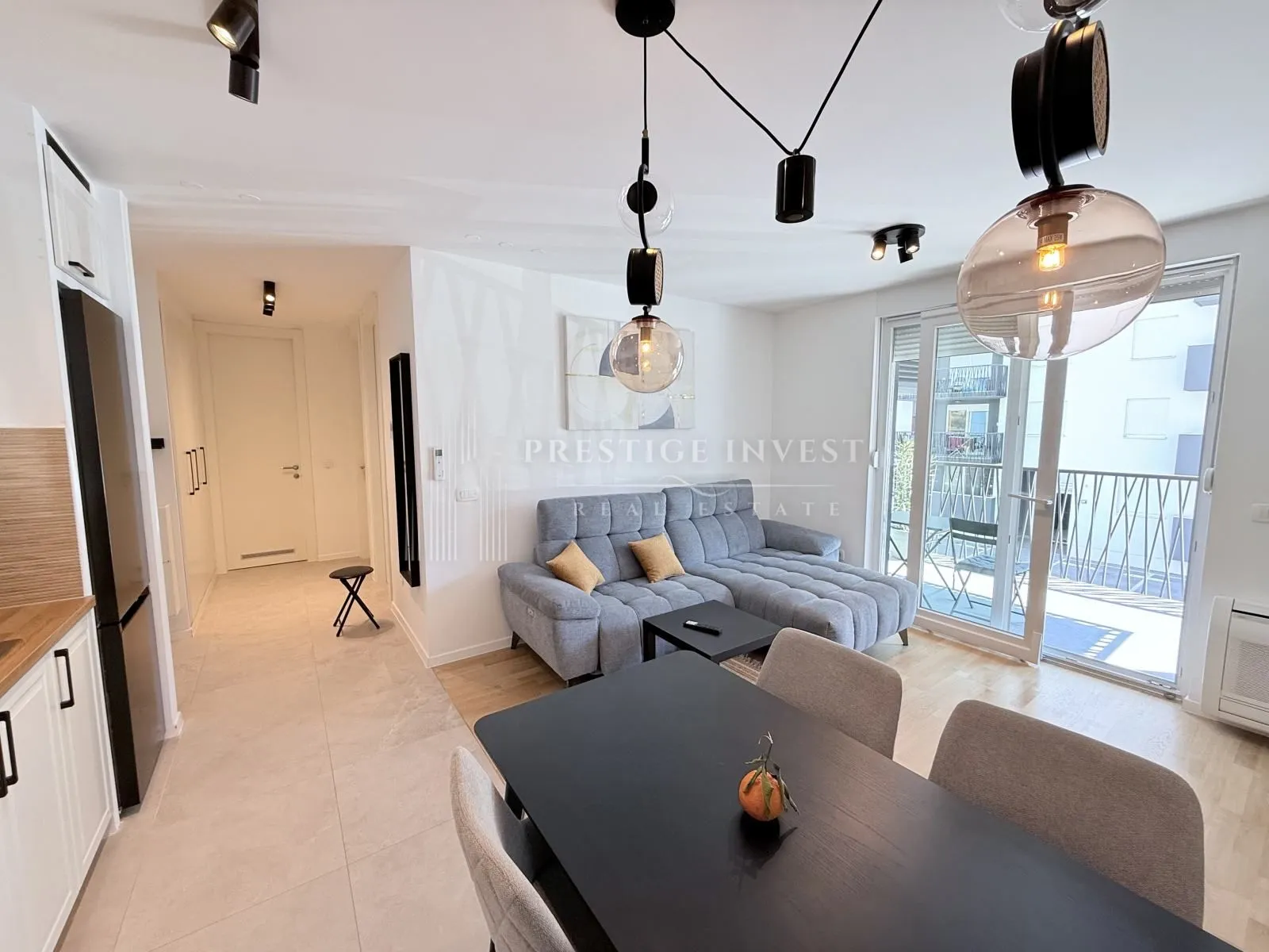 zadar-višnjik- 62.00 m2- namješten, garaža - slika 4