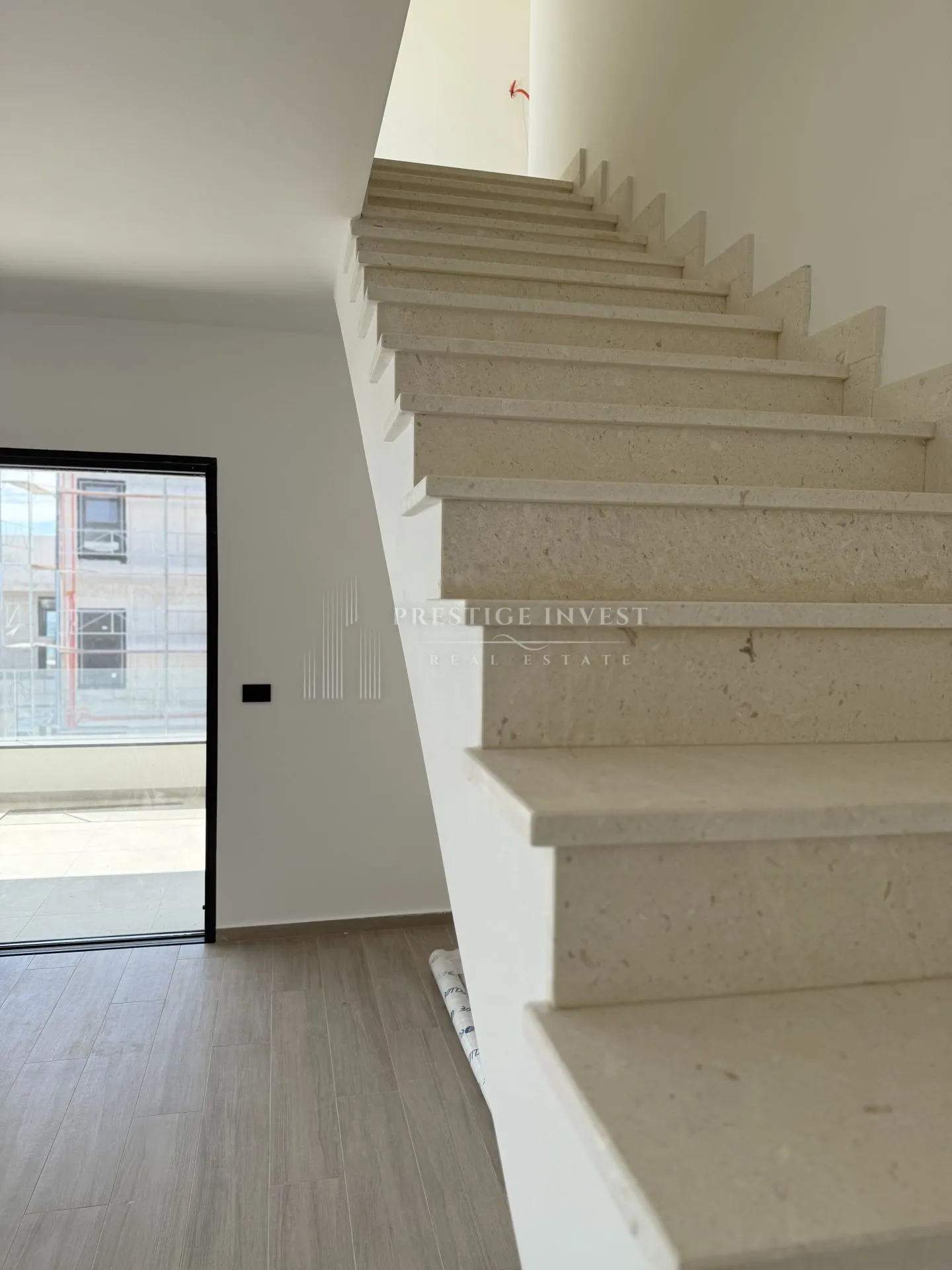 luksuzan penthouse-s8- drugi red uz more - slika 19