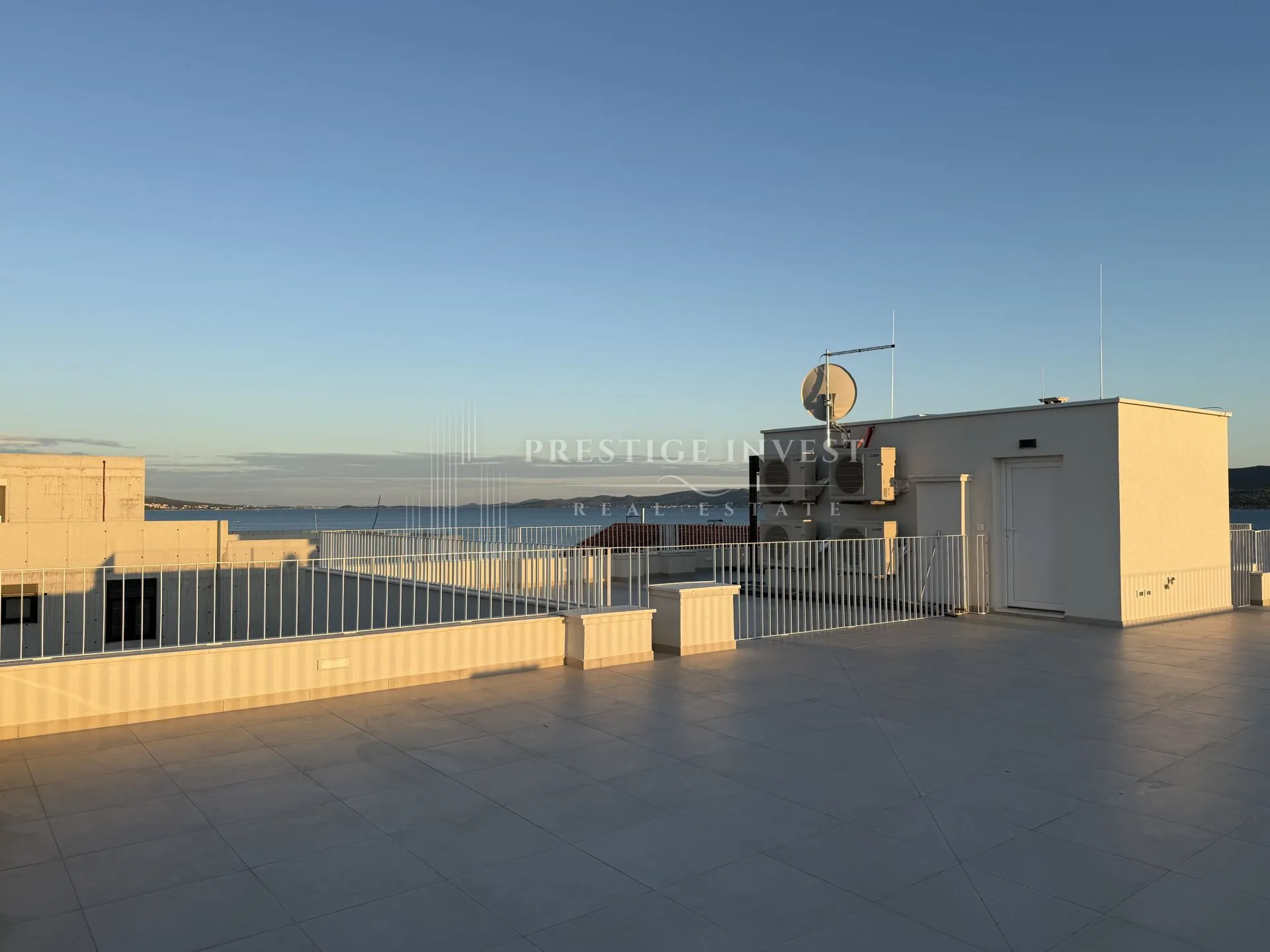 sukošan- s5 luksuzan penthouse s pogledom na more - slika 2