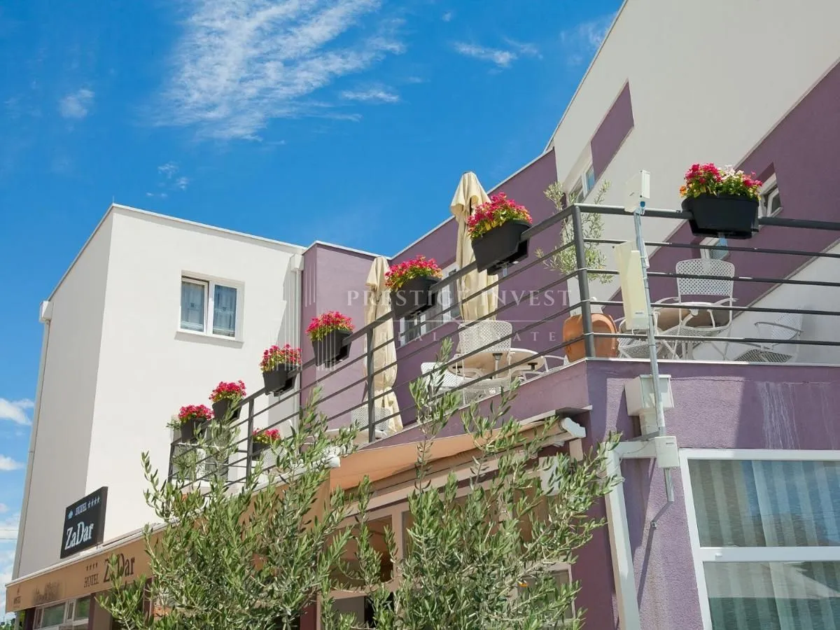 hotel s 30 soba u blizini mora u centru zadra - slika 9