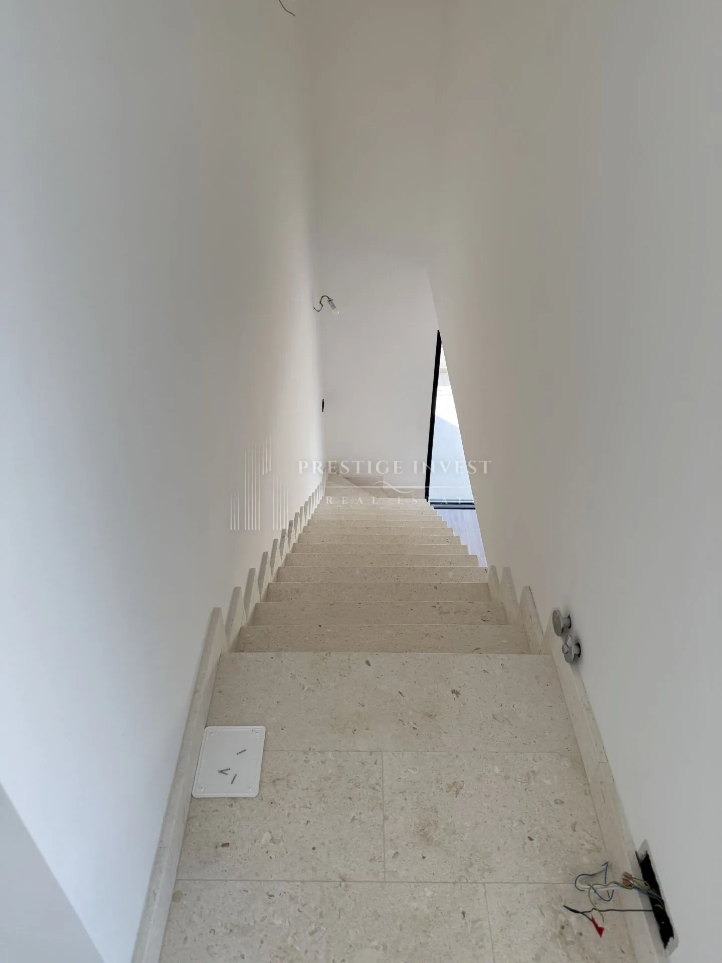 luksuzan penthouse pogled na more- s7 - drugi red uz more - slika 18