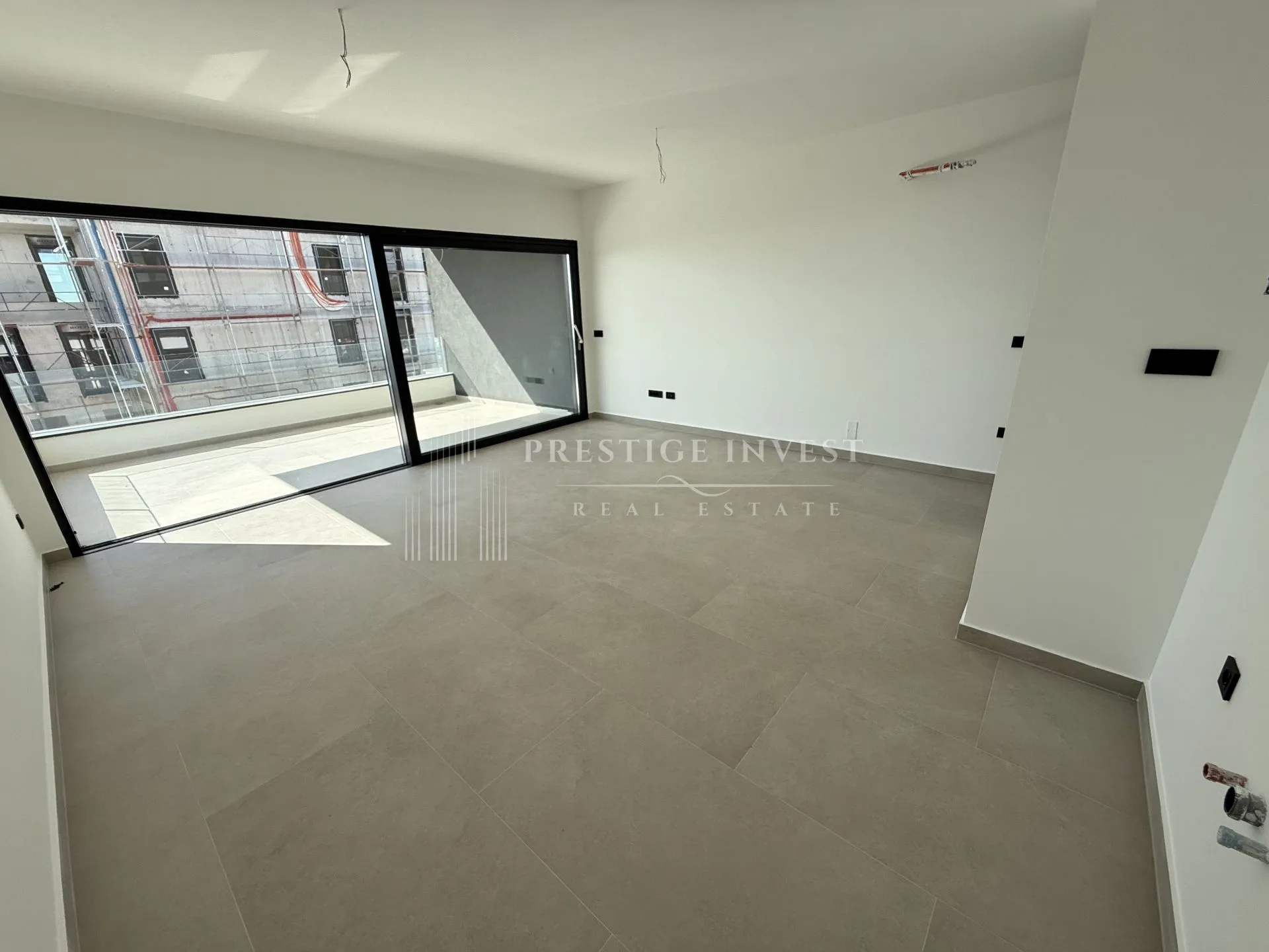 luksuzan penthouse-s8- drugi red uz more - slika 36