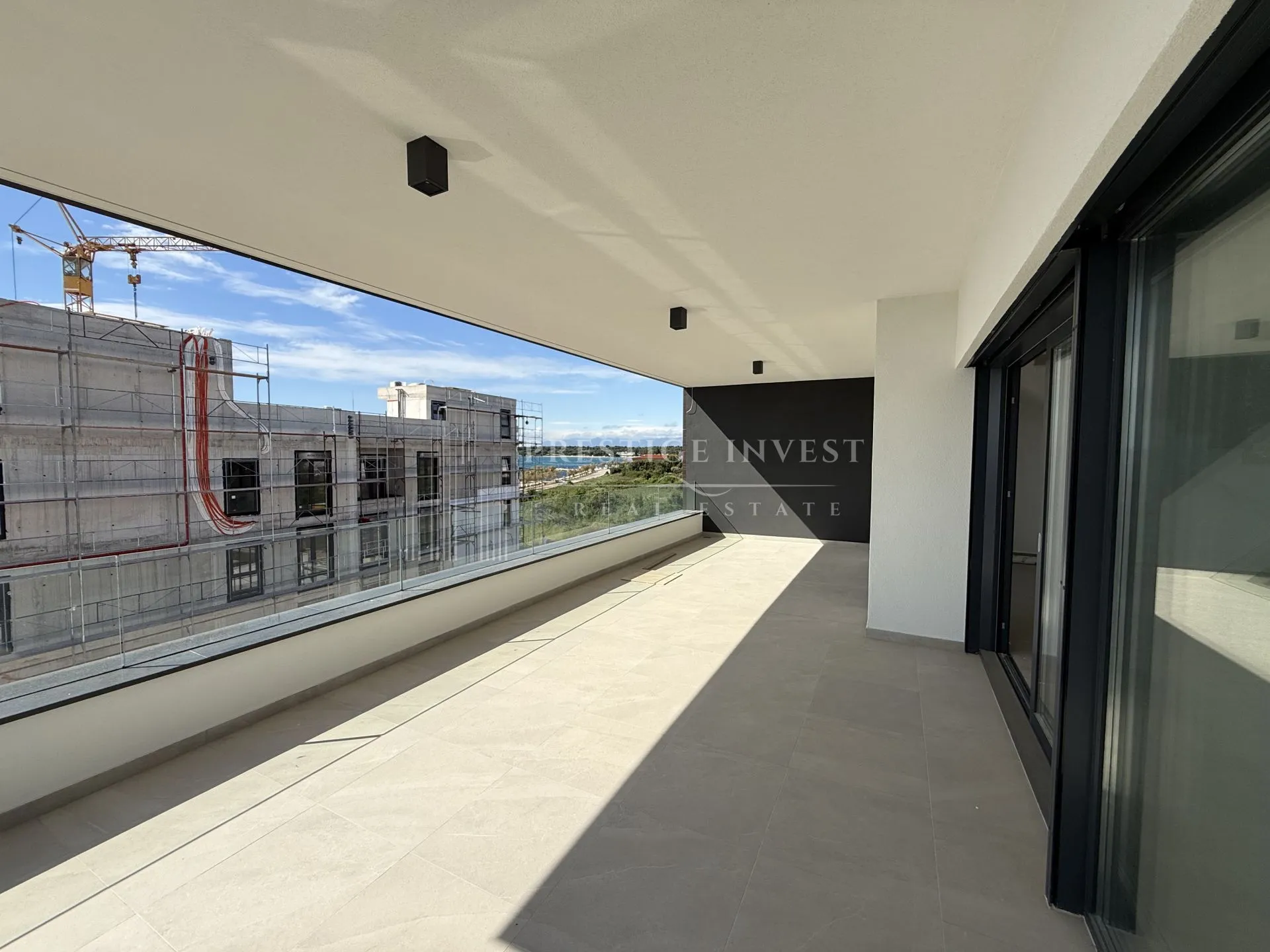 luksuzan penthouse-s8- drugi red uz more - slika 26