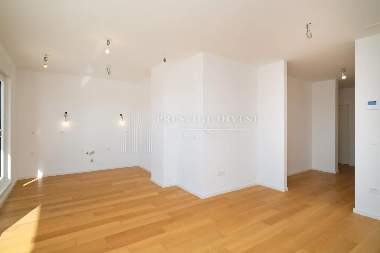zadar-namješten trosoban penthouse s garažom - slika 31