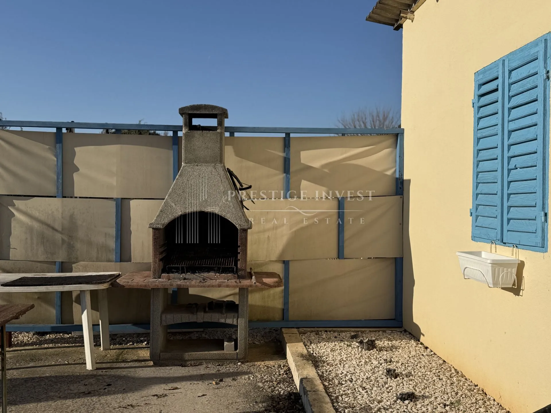 sukošan- apartmanska kuća -1900m2- 150m od plaže - slika 5