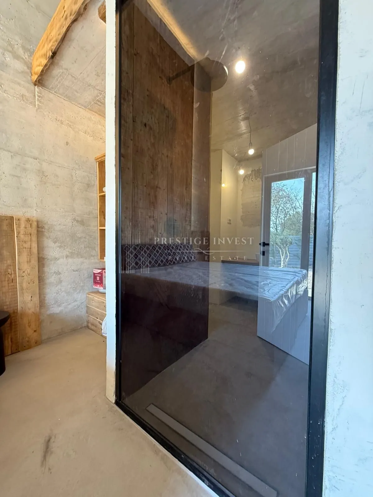 luksuzna prizemnica s 2550m2 okućnice i bazenom - slika 21