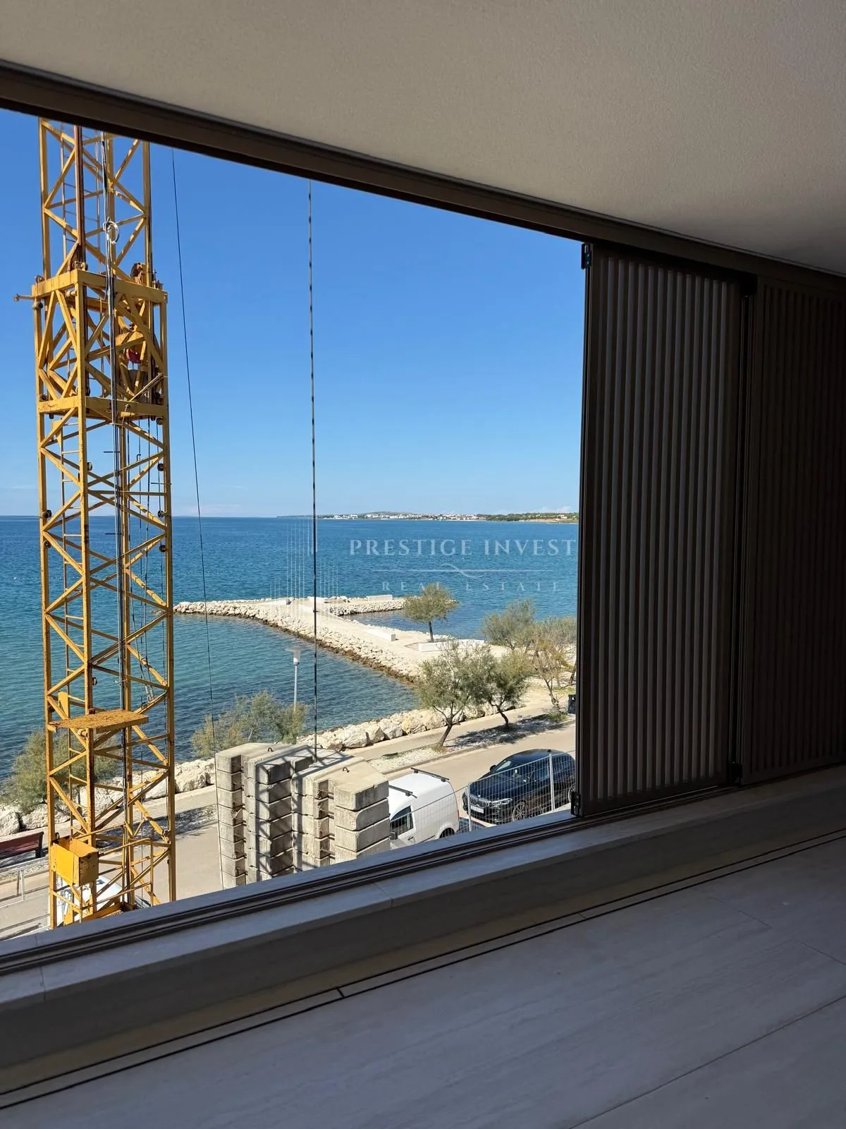 penthouse s privatnim liftom i krovnom terasom- prvi red - slika 39