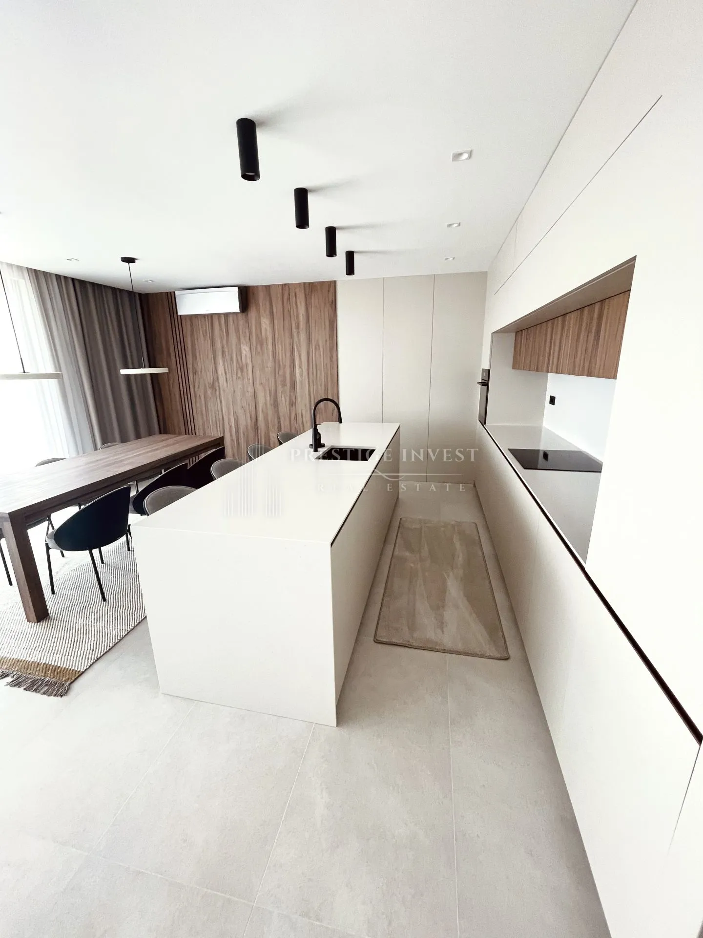 rogoznica- centar- luksuzan namješten penthouse - slika 53