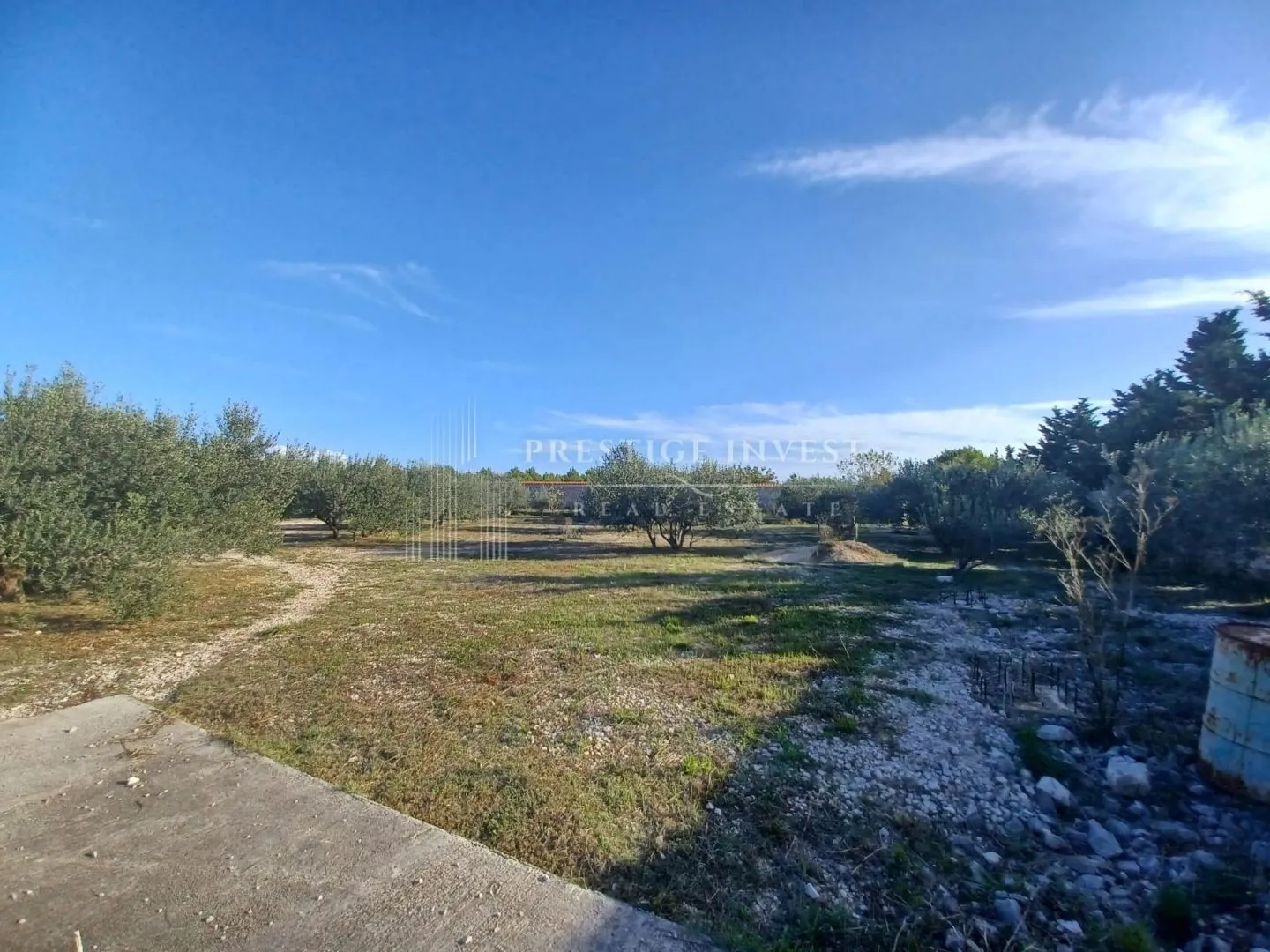 kamena kuća u privatnom kompleksu s građevinskim zemljištem od 10 000m2 - slika 70