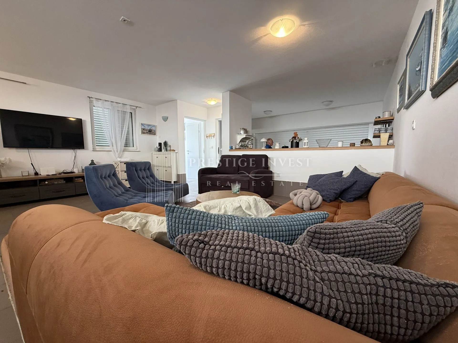 diklo- kuća u blizini mora- 2 stana - slika 5