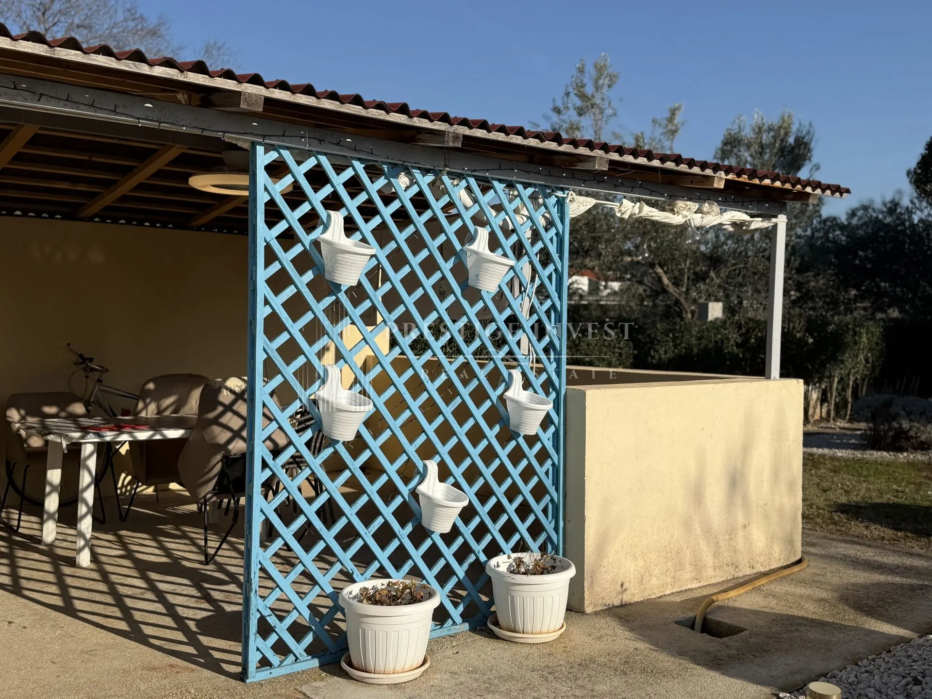 sukošan- apartmanska kuća -1900m2- 150m od plaže - slika 4