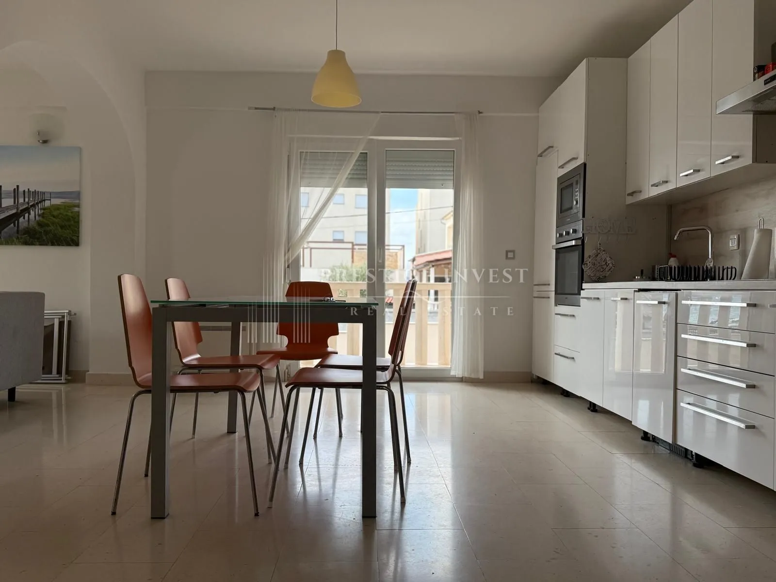 kuća s 3 stana - prvi red uz more - 580m2 - slika 44