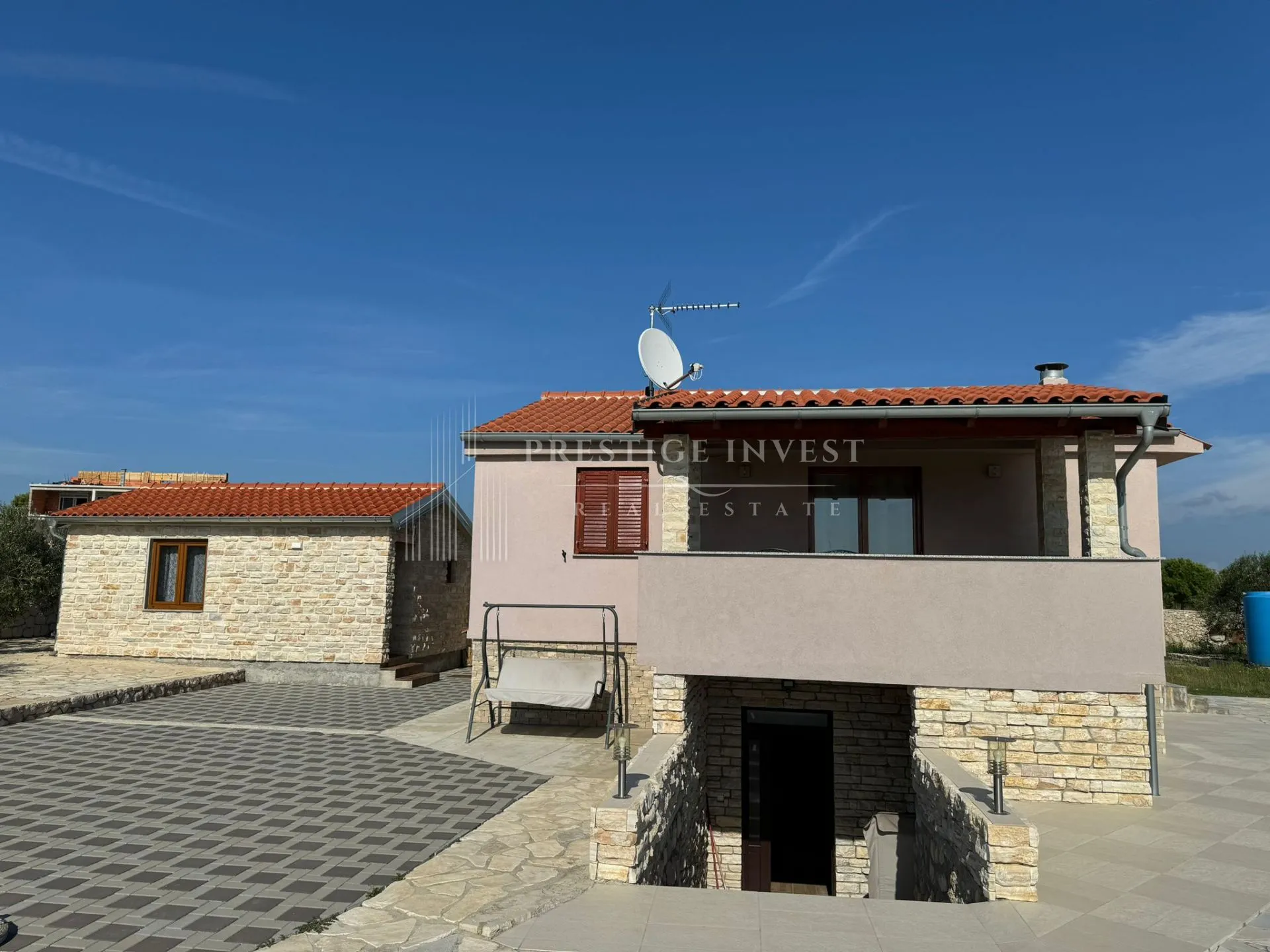 drage-mediteranska villa s bazenom - slika 5