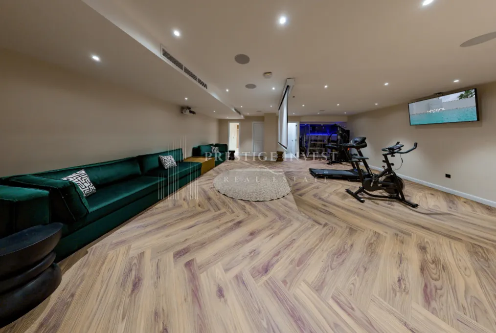 luksuzna vila prvi red uz plažu - 5 spavaćih soba, lift, garaža - slika 23