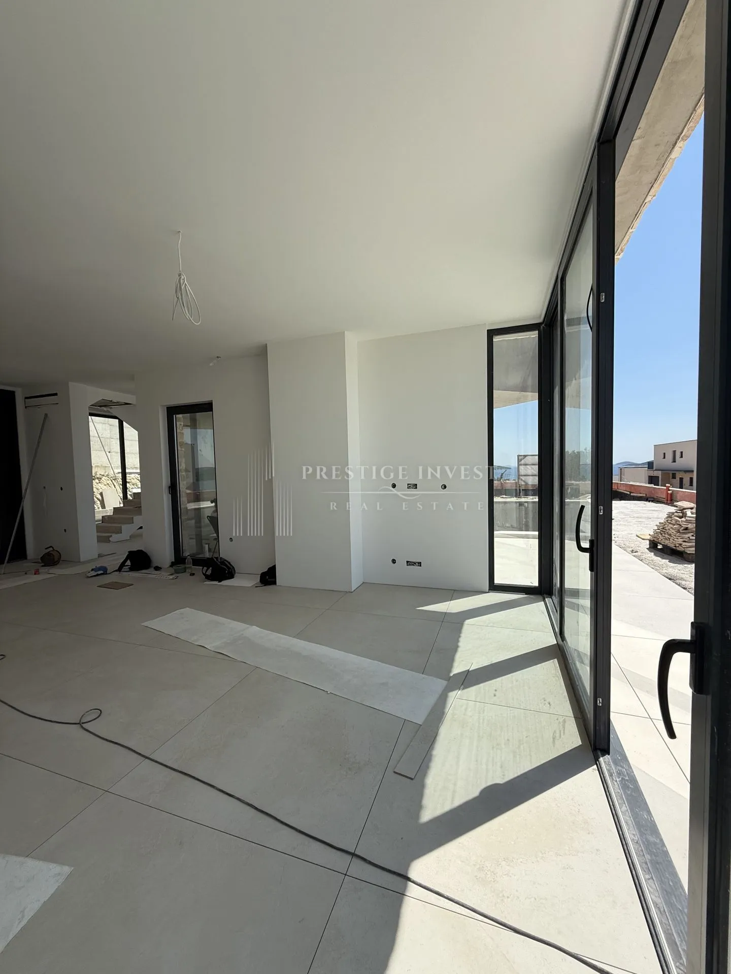 vodice- eksluzivna vila s panormaskim pogledom za otoke - slika 55