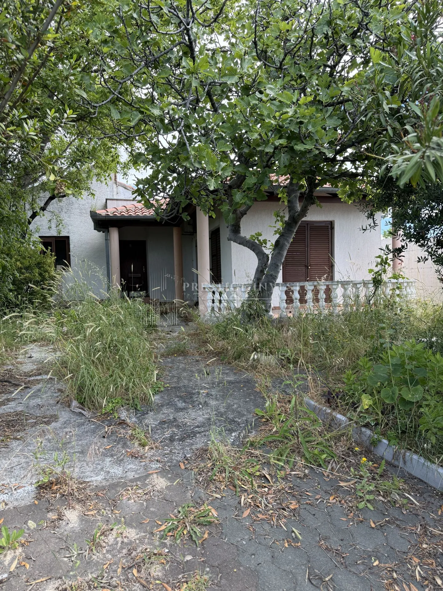 prilika- prvi red uz more- kuća 480m2 - slika 7