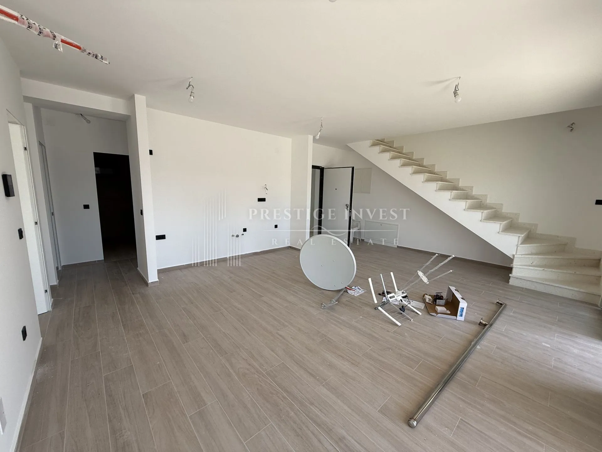 luksuzan penthouse pogled na more- s7 - drugi red uz more - slika 27