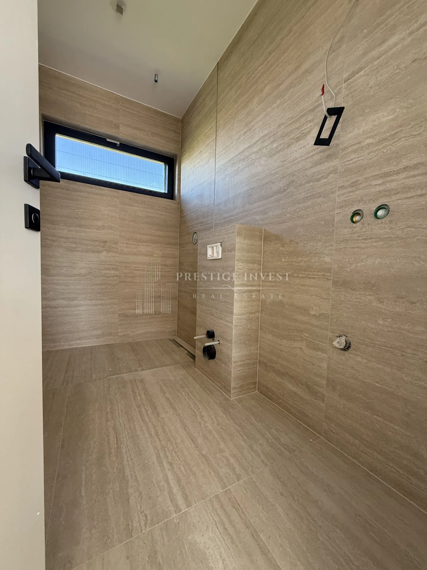 luksuzan penthouse-s8- drugi red uz more - slika 23