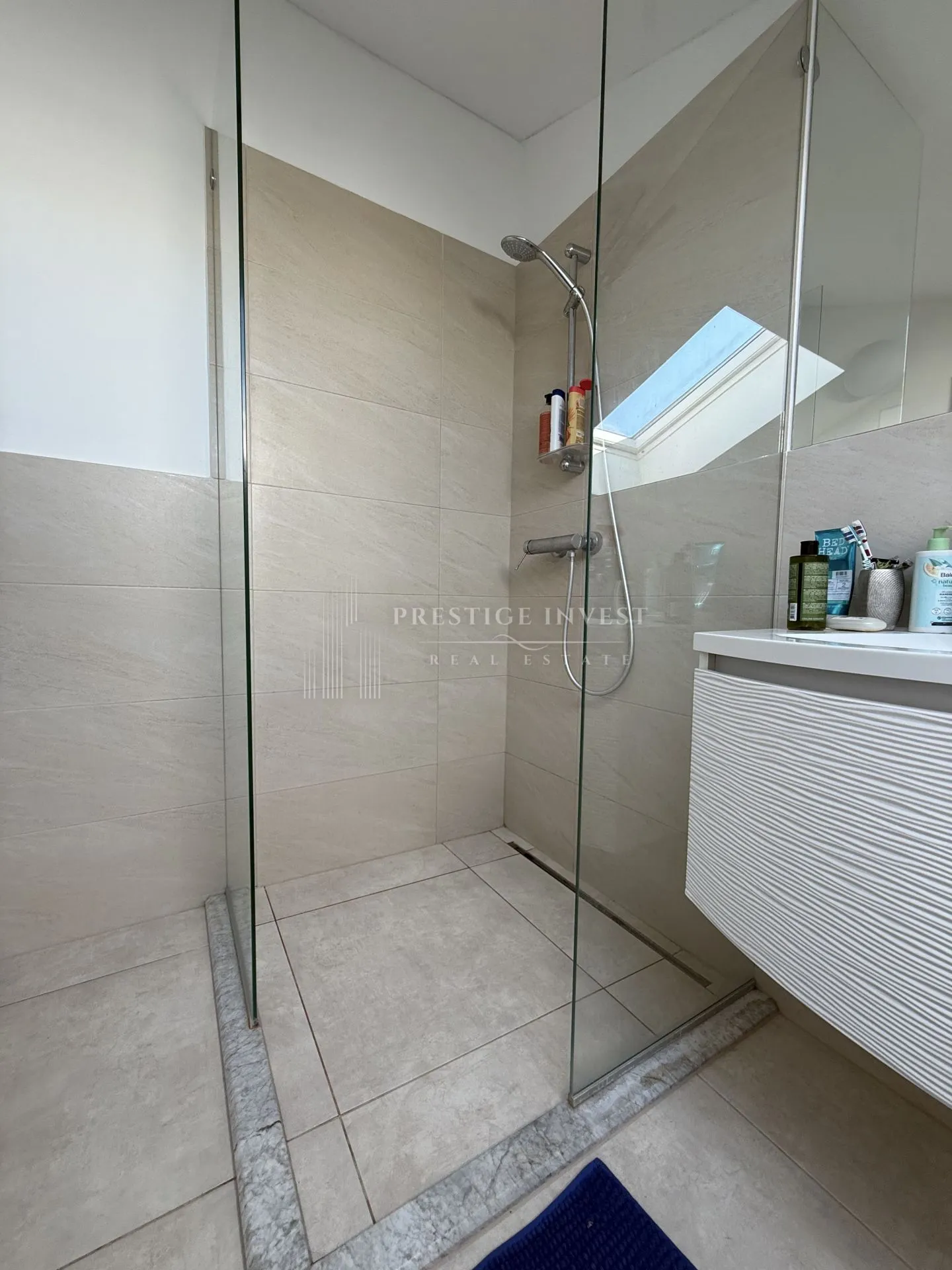 bibinje zadar- penthouse prvi red uz plažu - slika 20