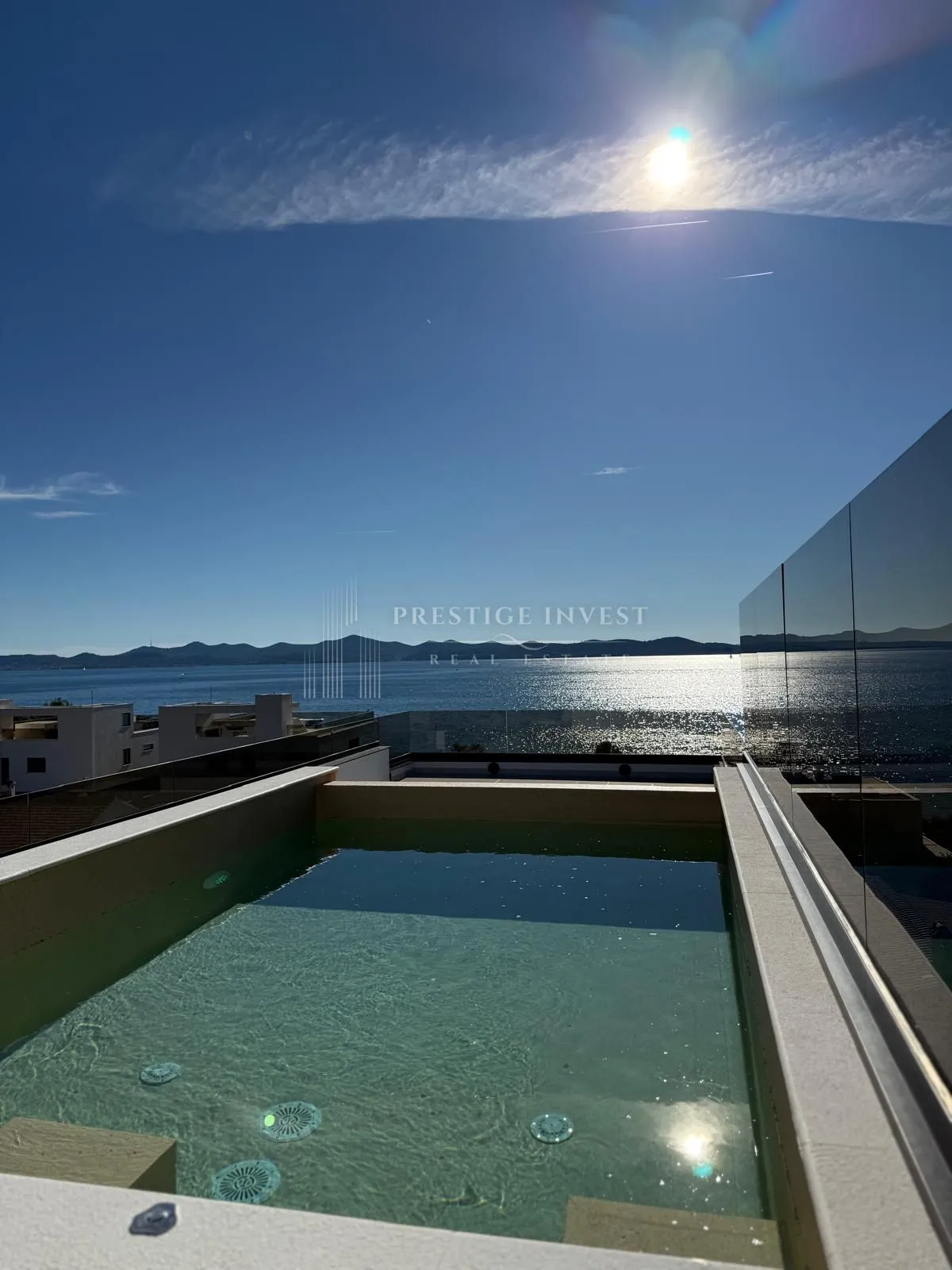 penthouse- pogled na more- bazen, krovna terasa - slika 35