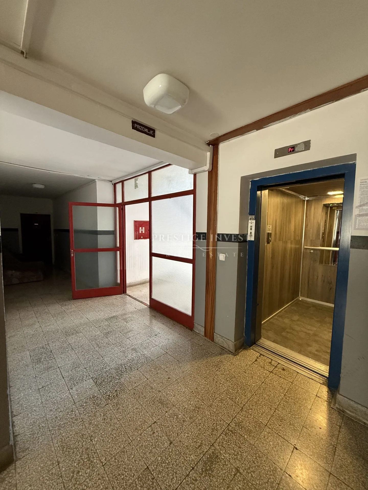 zadar- trosoban stan s garažom- 90m2 - slika 8