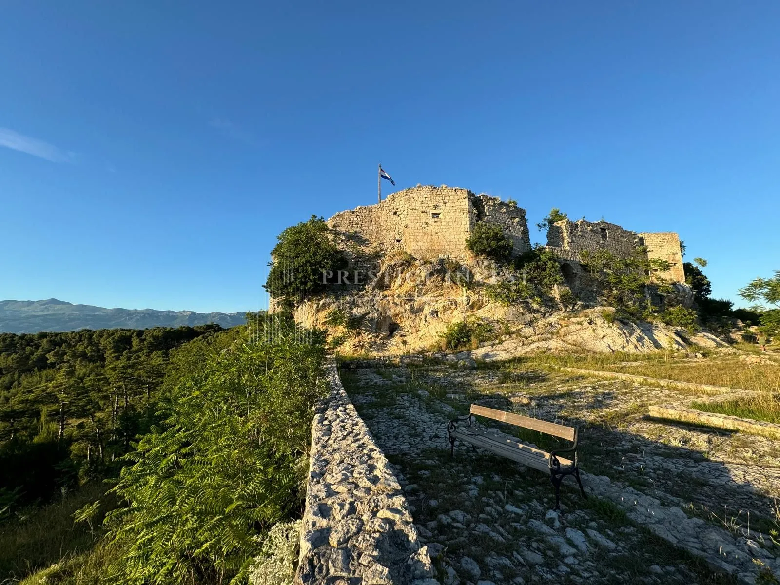 prilika- građevinsko zemljište- 4.000m2 - slika 5